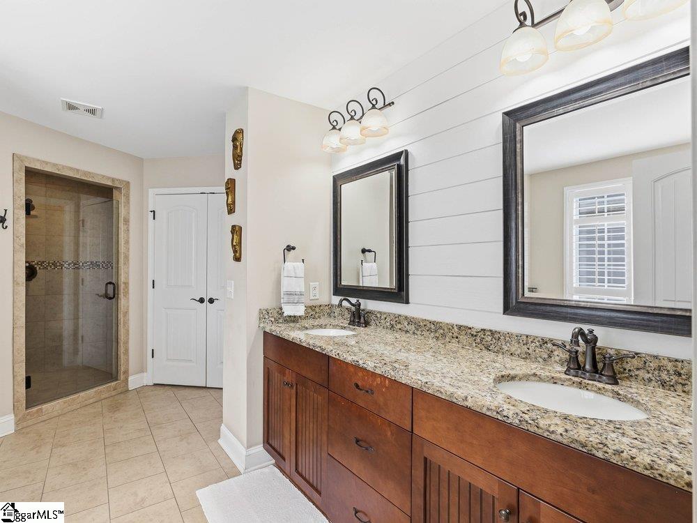 3 Firnstone Court Greenville, SC 29607