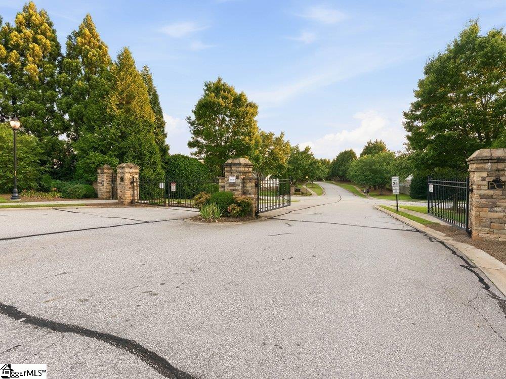 3 Firnstone Court Greenville, SC 29607