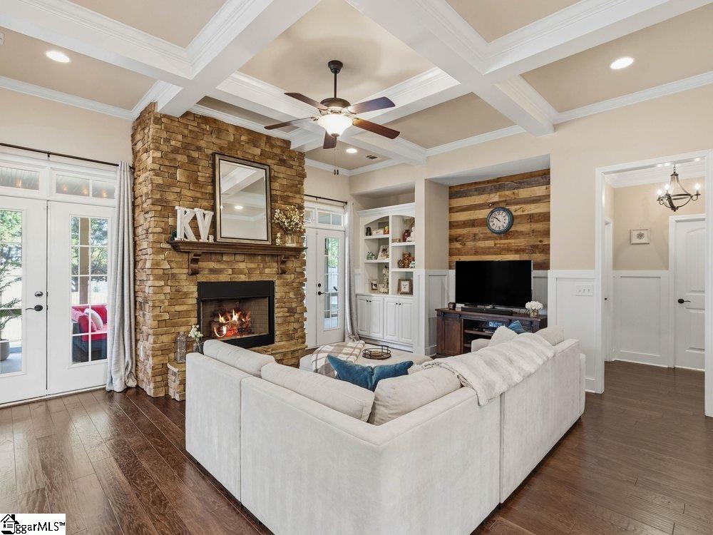 3 Firnstone Court Greenville, SC 29607