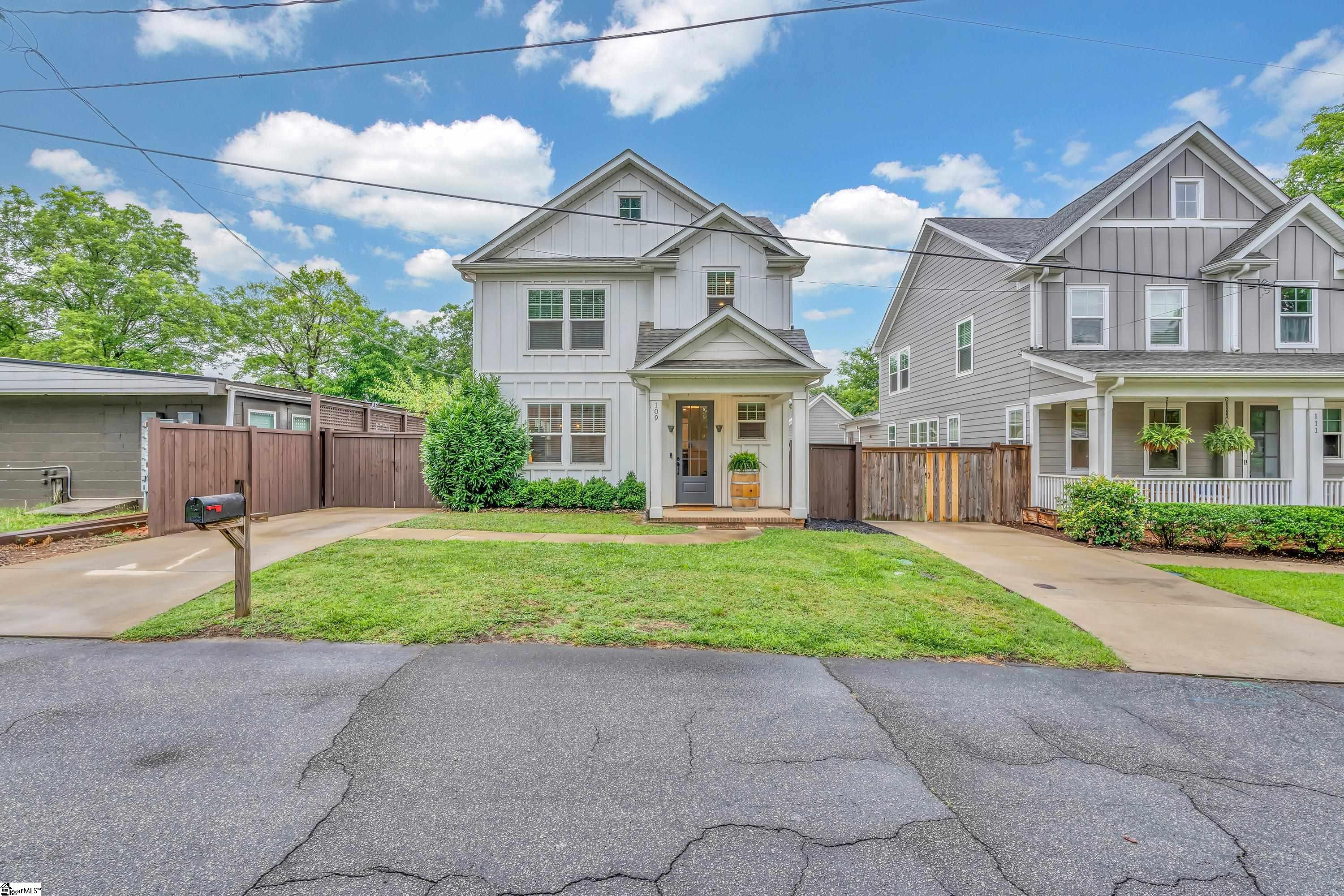 109 David Street Greenville, SC 29609