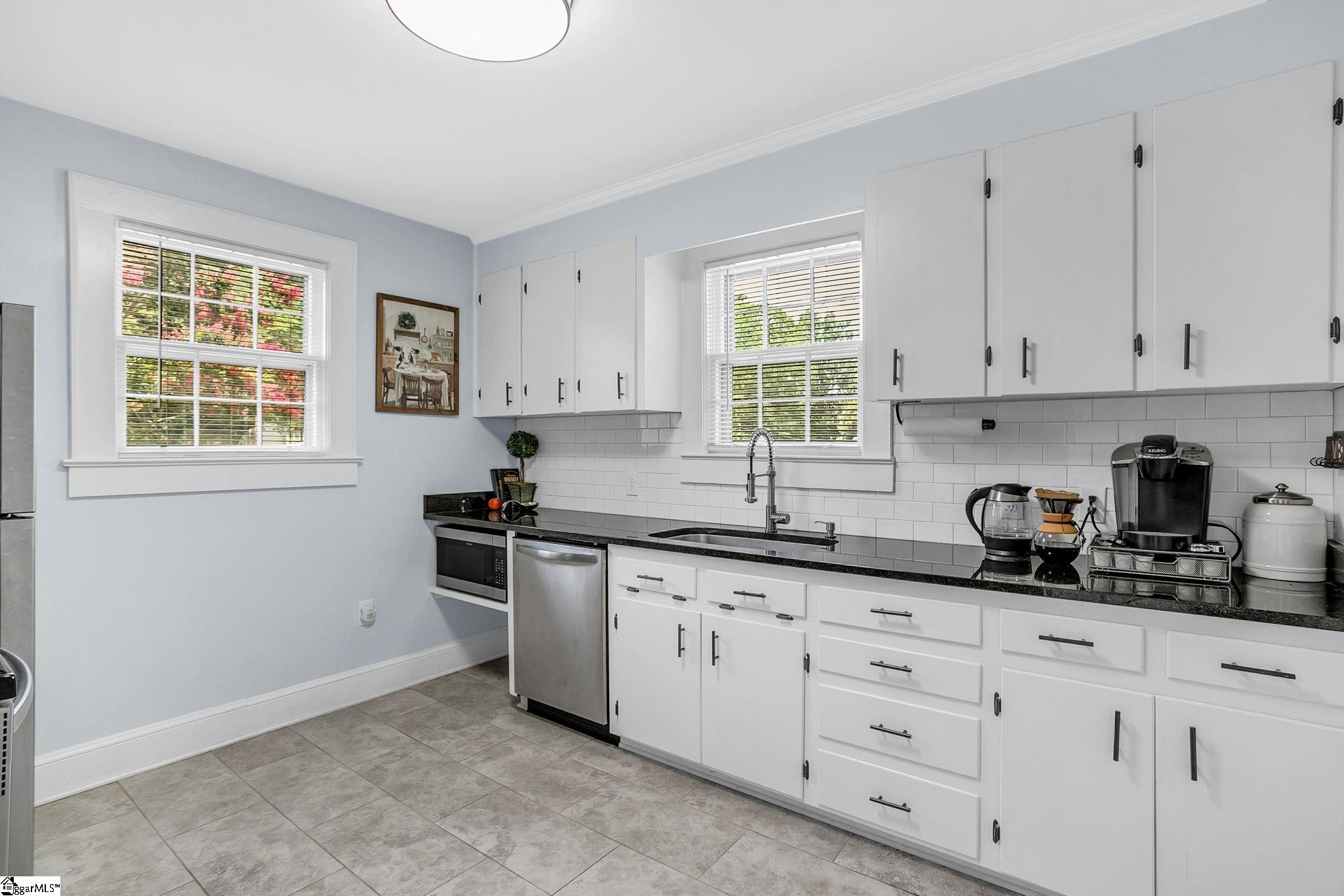 3106 Old Buncombe Road Greenville, SC 29609