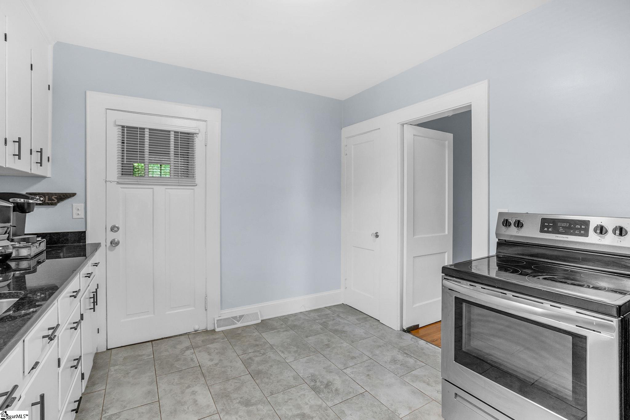3106 Old Buncombe Road Greenville, SC 29609