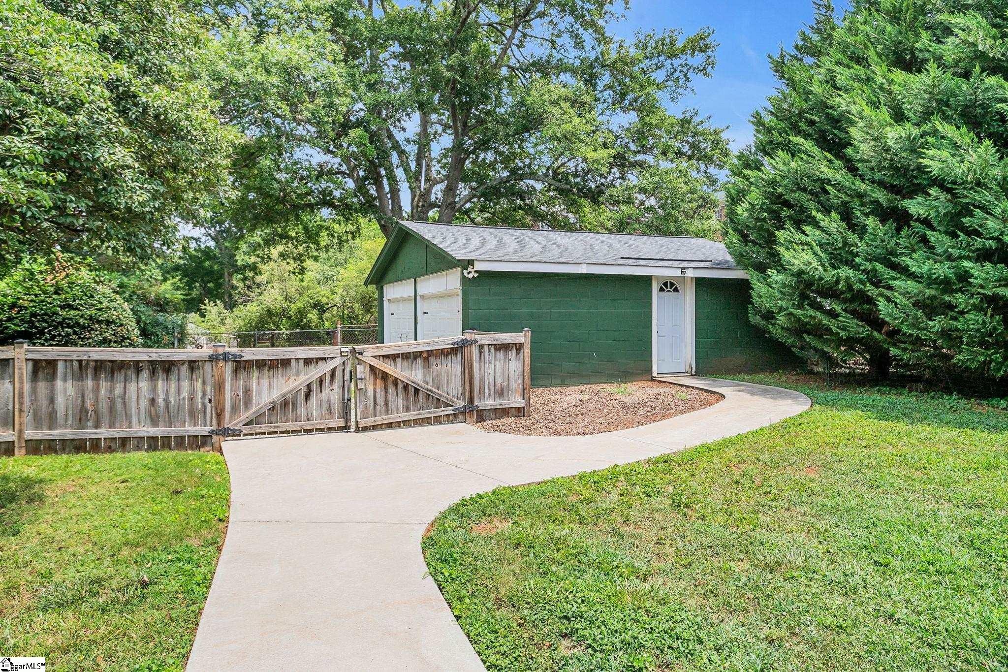 3106 Old Buncombe Road Greenville, SC 29609