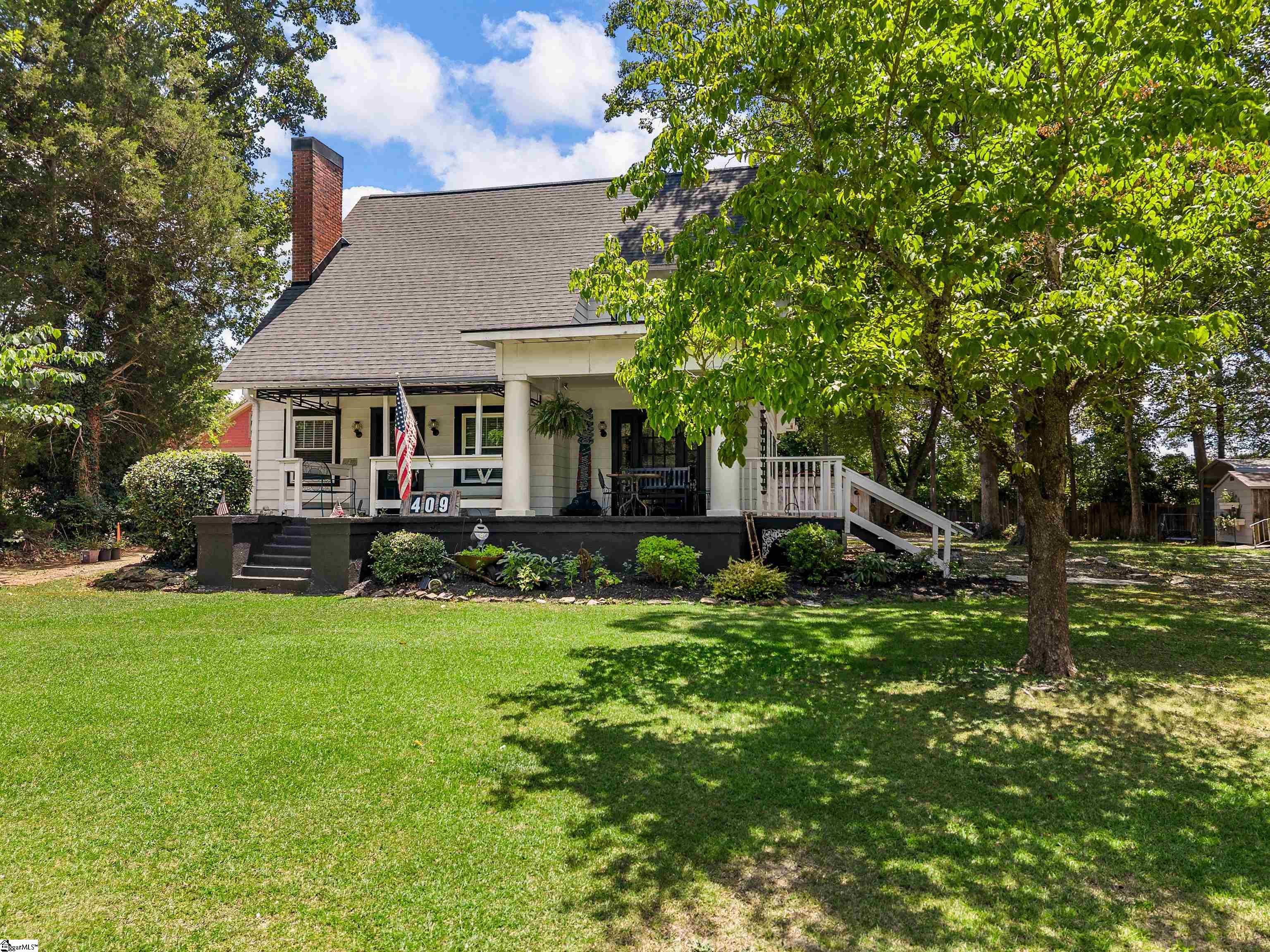 409 N Howard Avenue Landrum, SC 29356