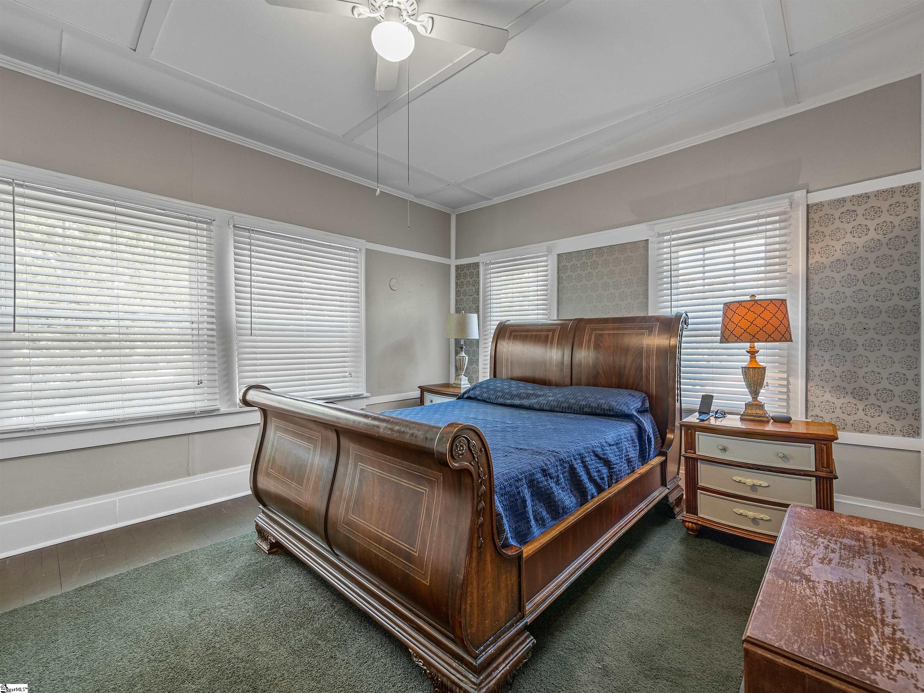 409 N Howard Avenue Landrum, SC 29356