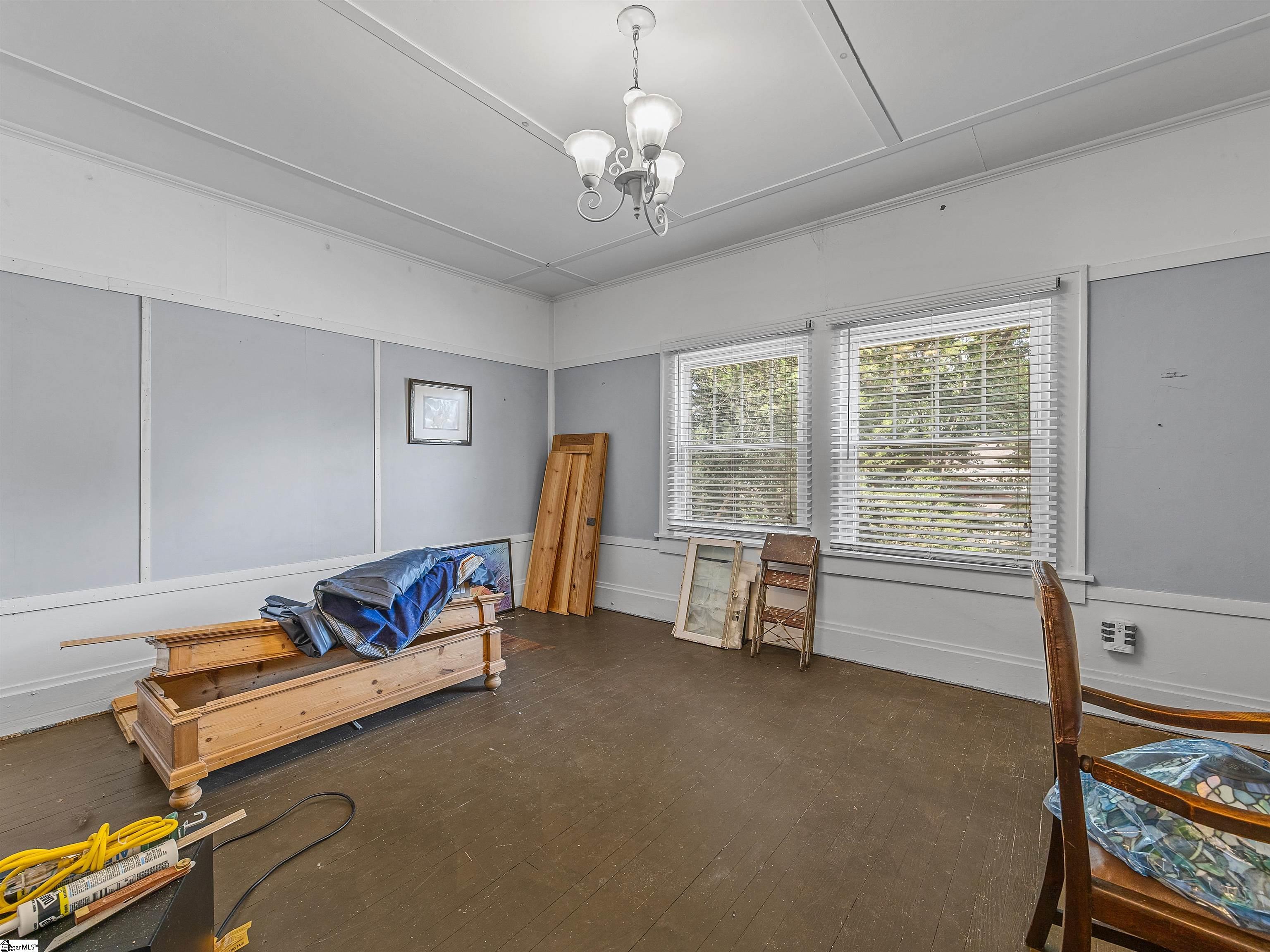 409 N Howard Avenue Landrum, SC 29356