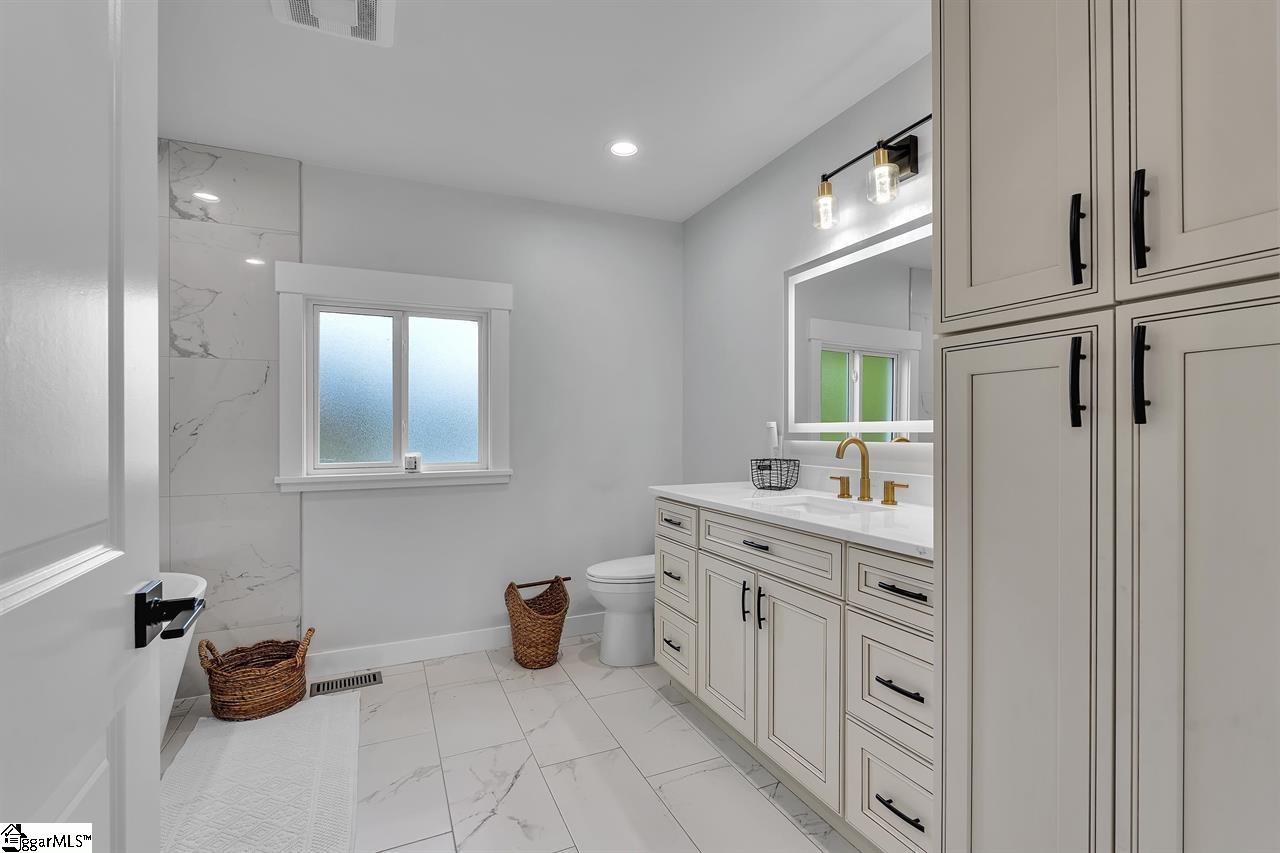 963 Turkey Farm Road Chesnee, SC 29323