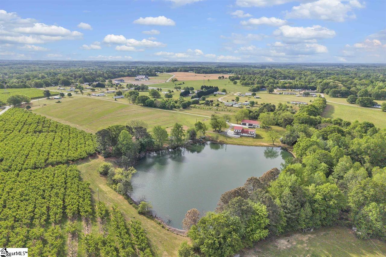 963 Turkey Farm Road Chesnee, SC 29323