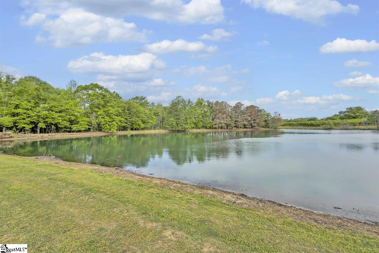 963 Turkey Farm Road Chesnee, SC 29323