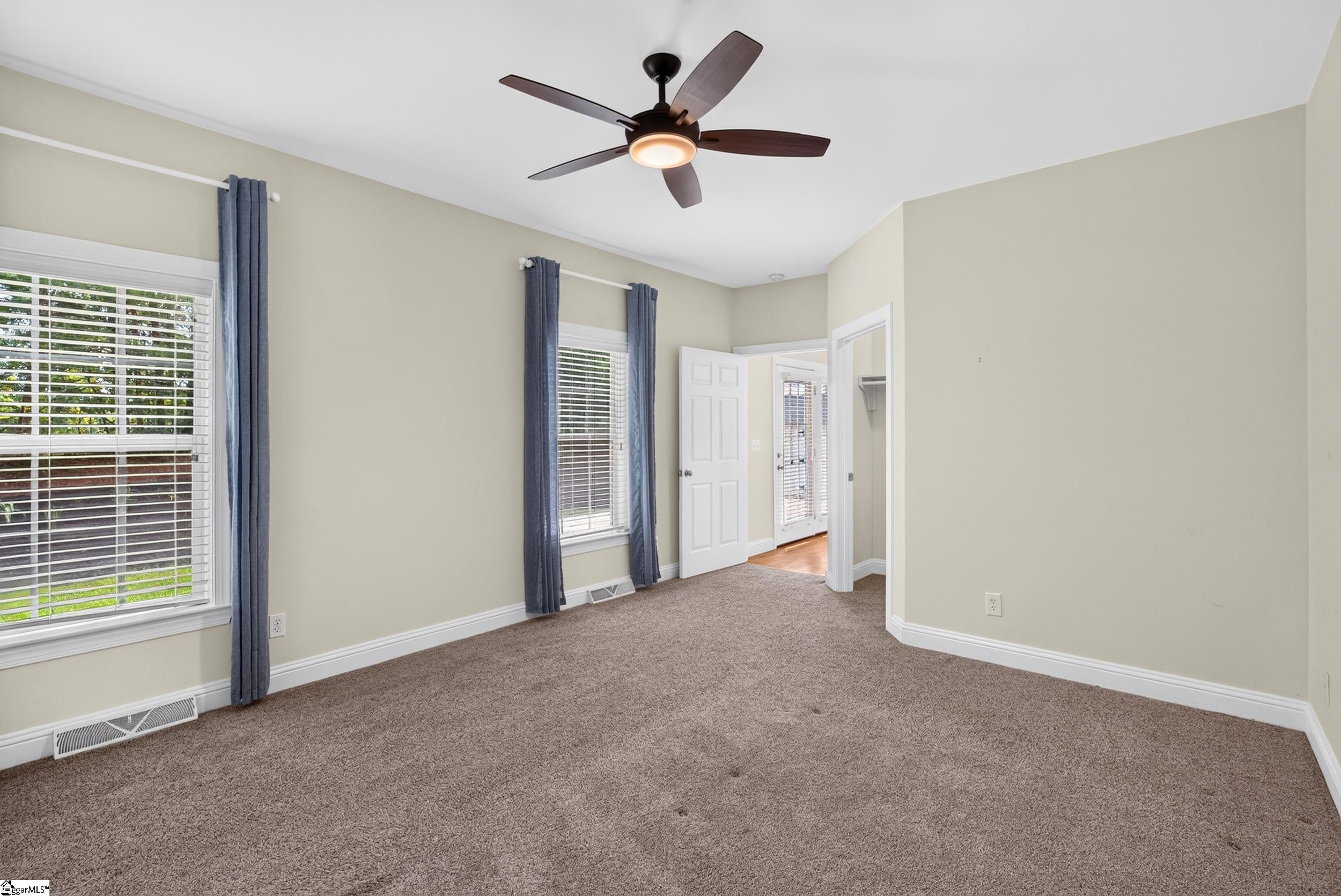 748 N Elm Avenue Landrum, SC 29356-9722