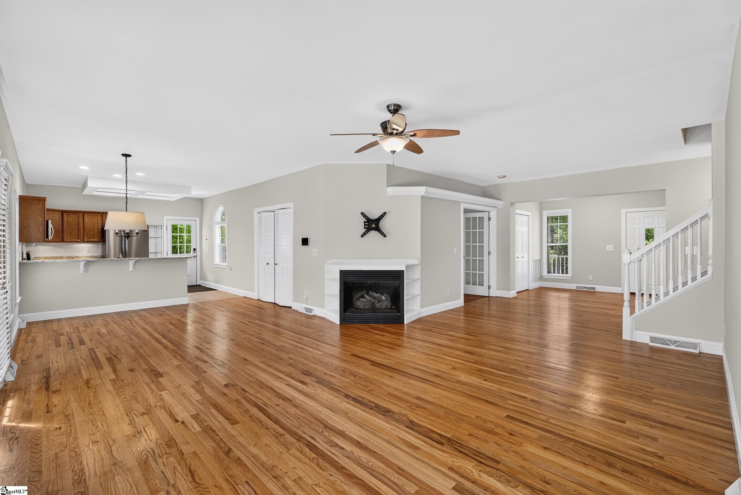 748 N Elm Avenue Landrum, SC 29356-9722