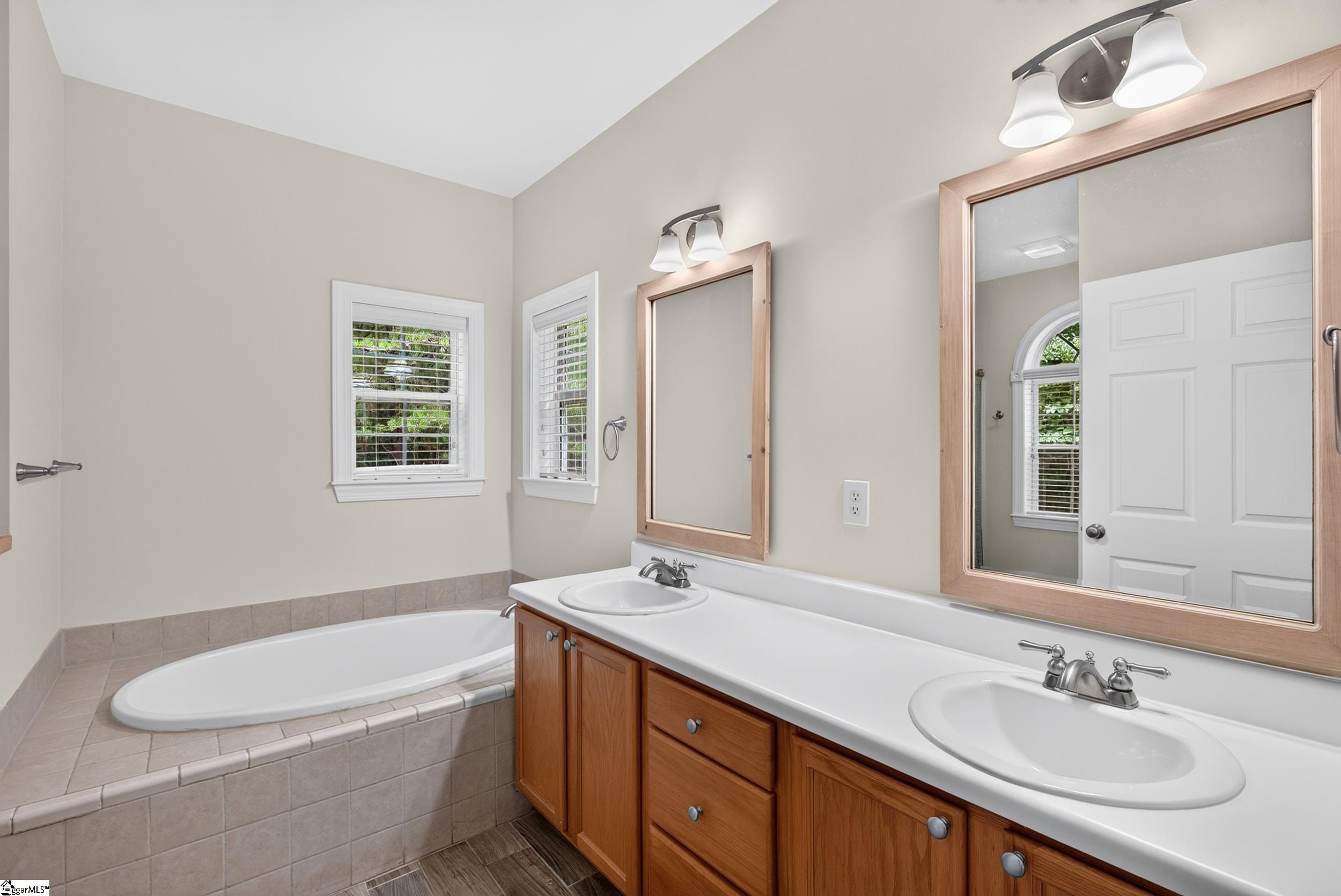 748 N Elm Avenue Landrum, SC 29356-9722