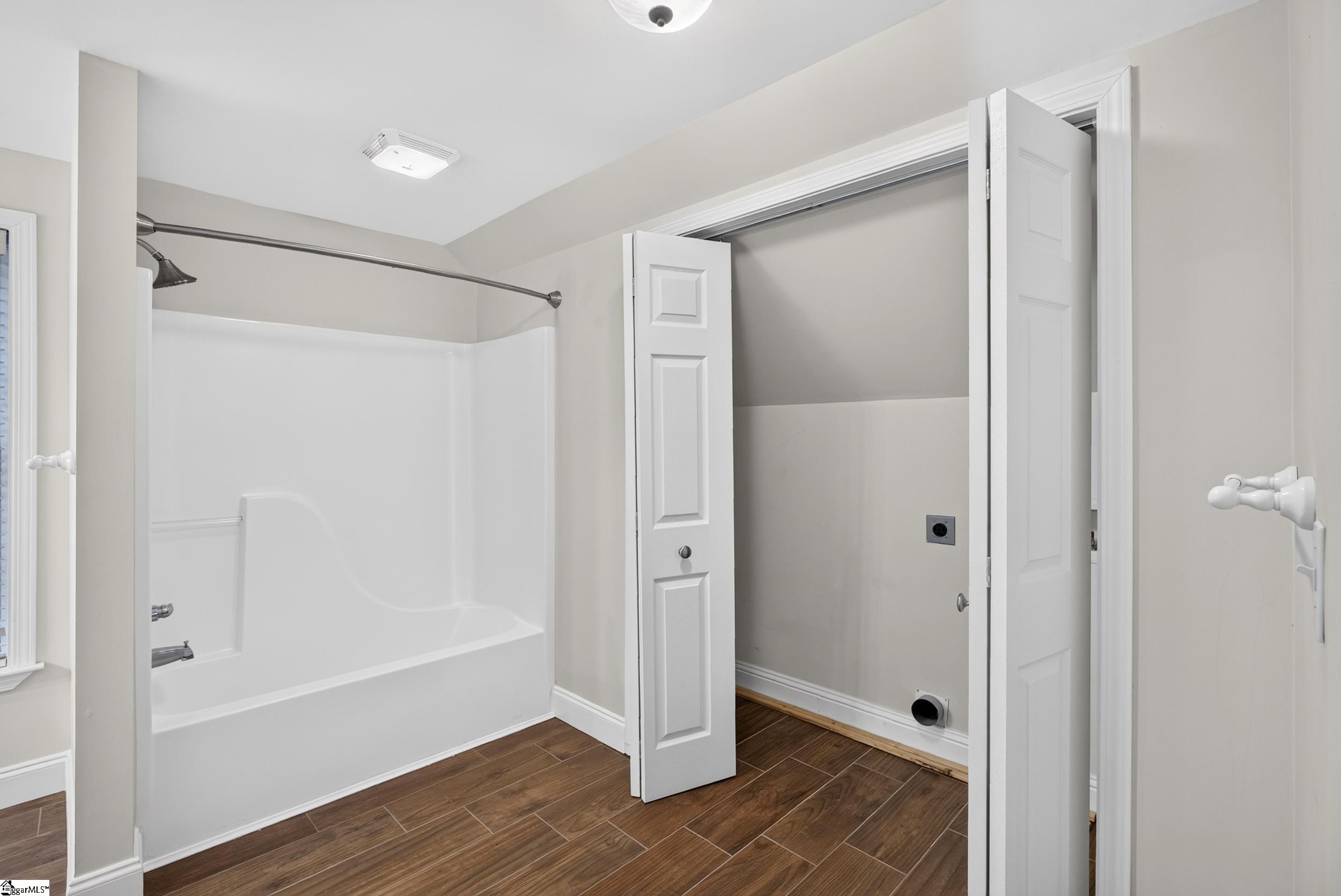 748 N Elm Avenue Landrum, SC 29356-9722