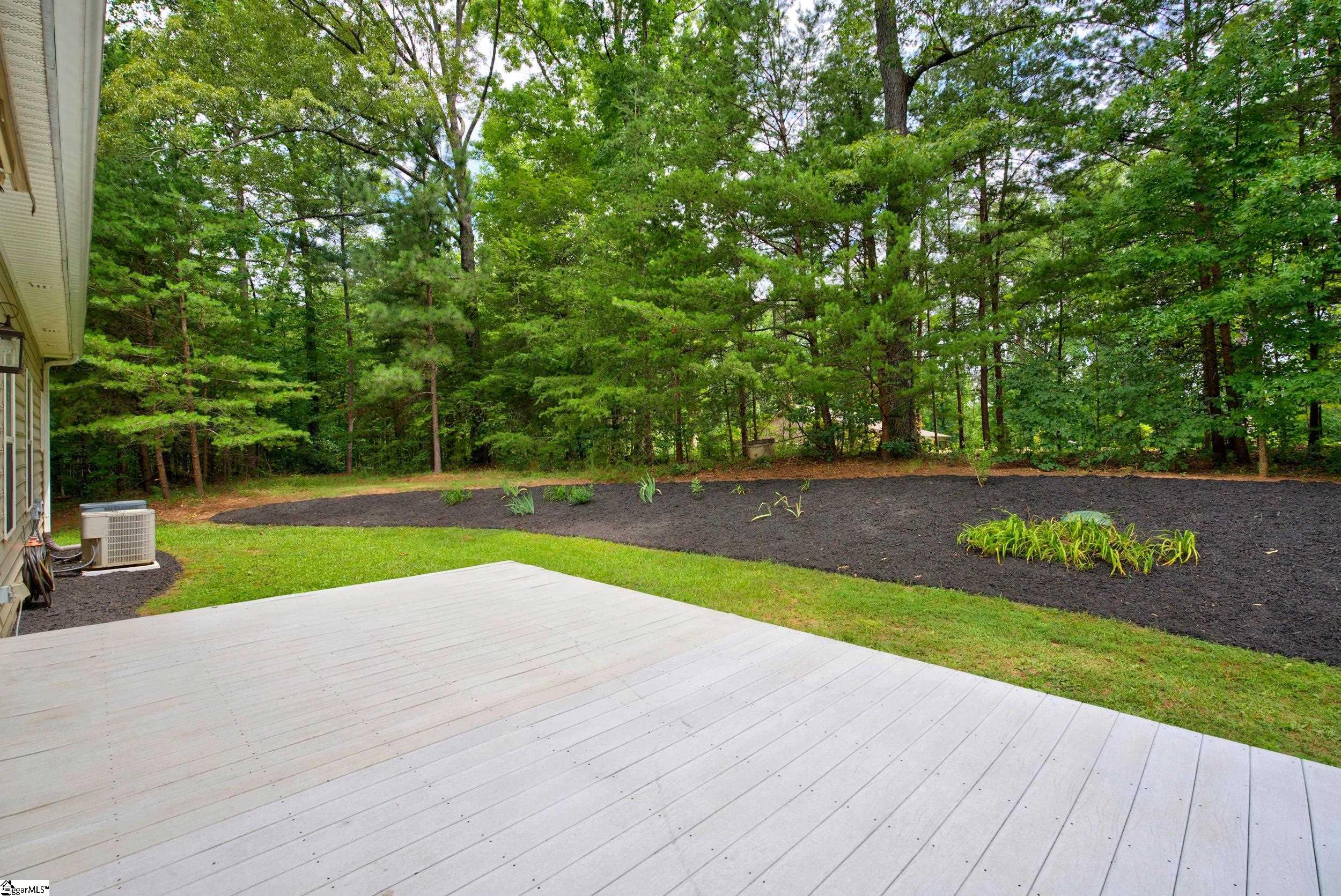 748 N Elm Avenue Landrum, SC 29356-9722