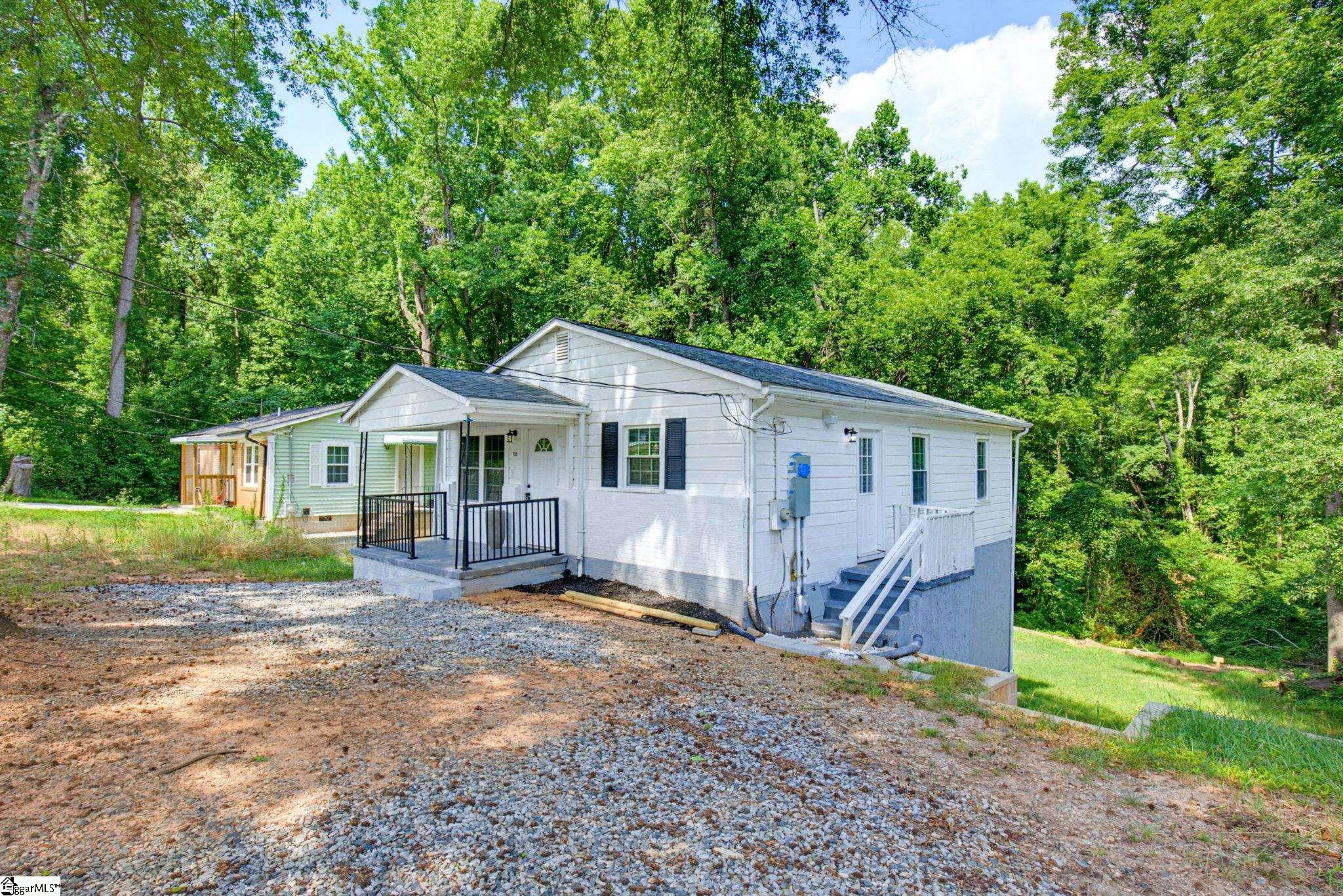 705 W Georgia Street Woodruff, SC 29388