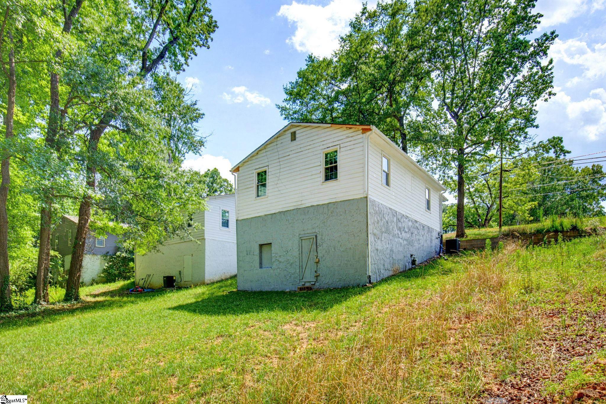 705 W Georgia Street Woodruff, SC 29388