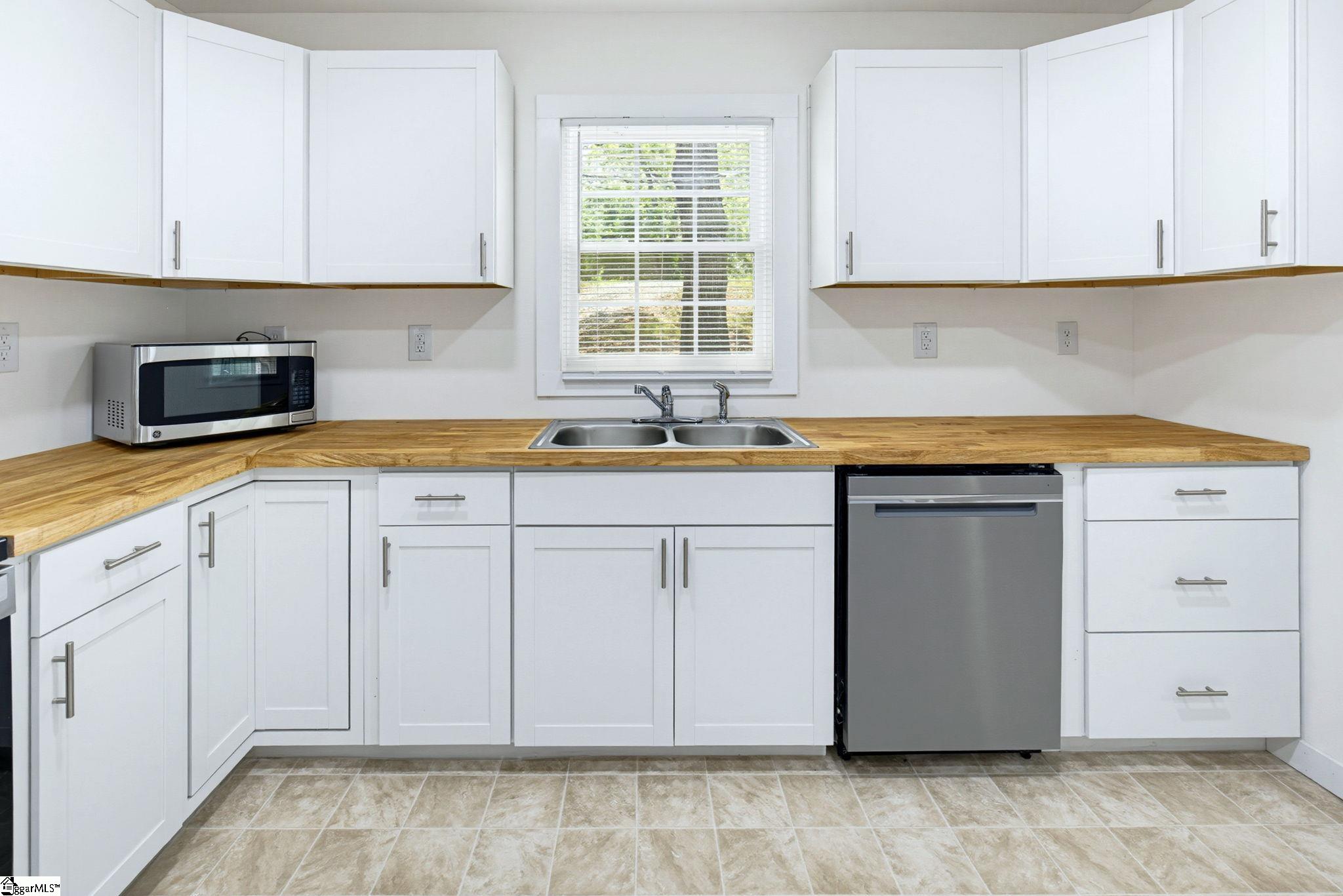 705 W Georgia Street Woodruff, SC 29388