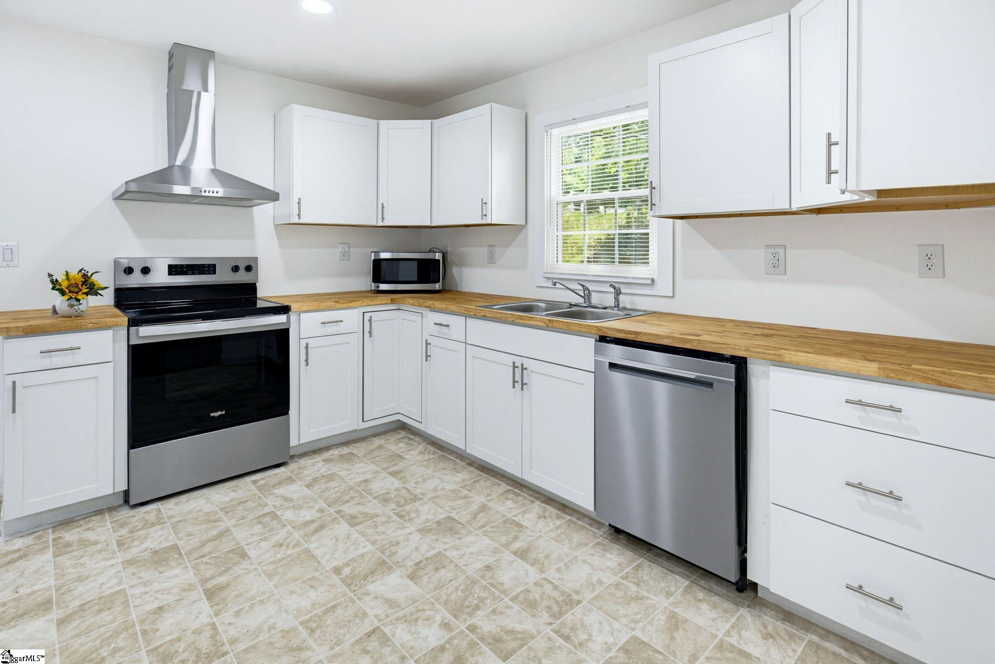 705 W Georgia Street Woodruff, SC 29388