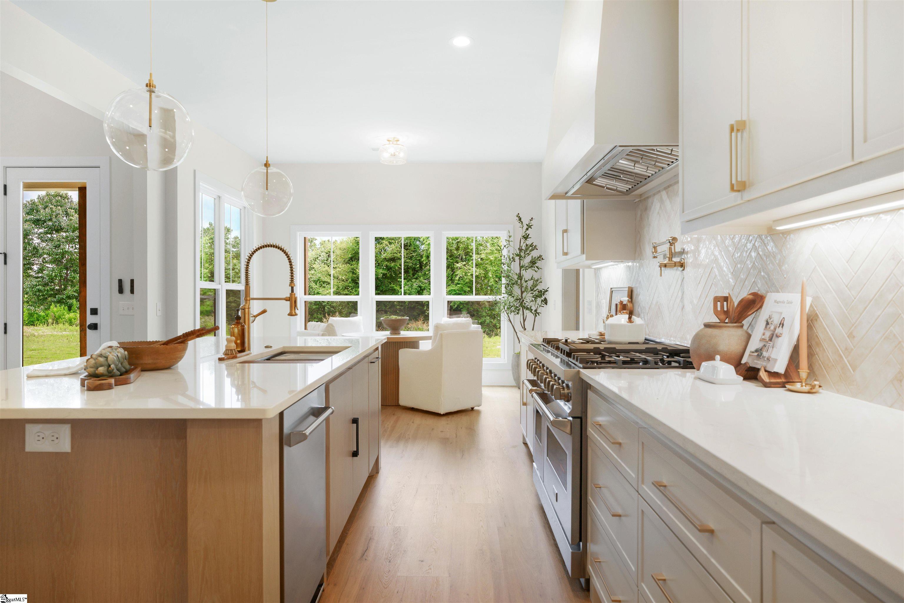 3364 Fairview Road Fountain Inn, SC 29644