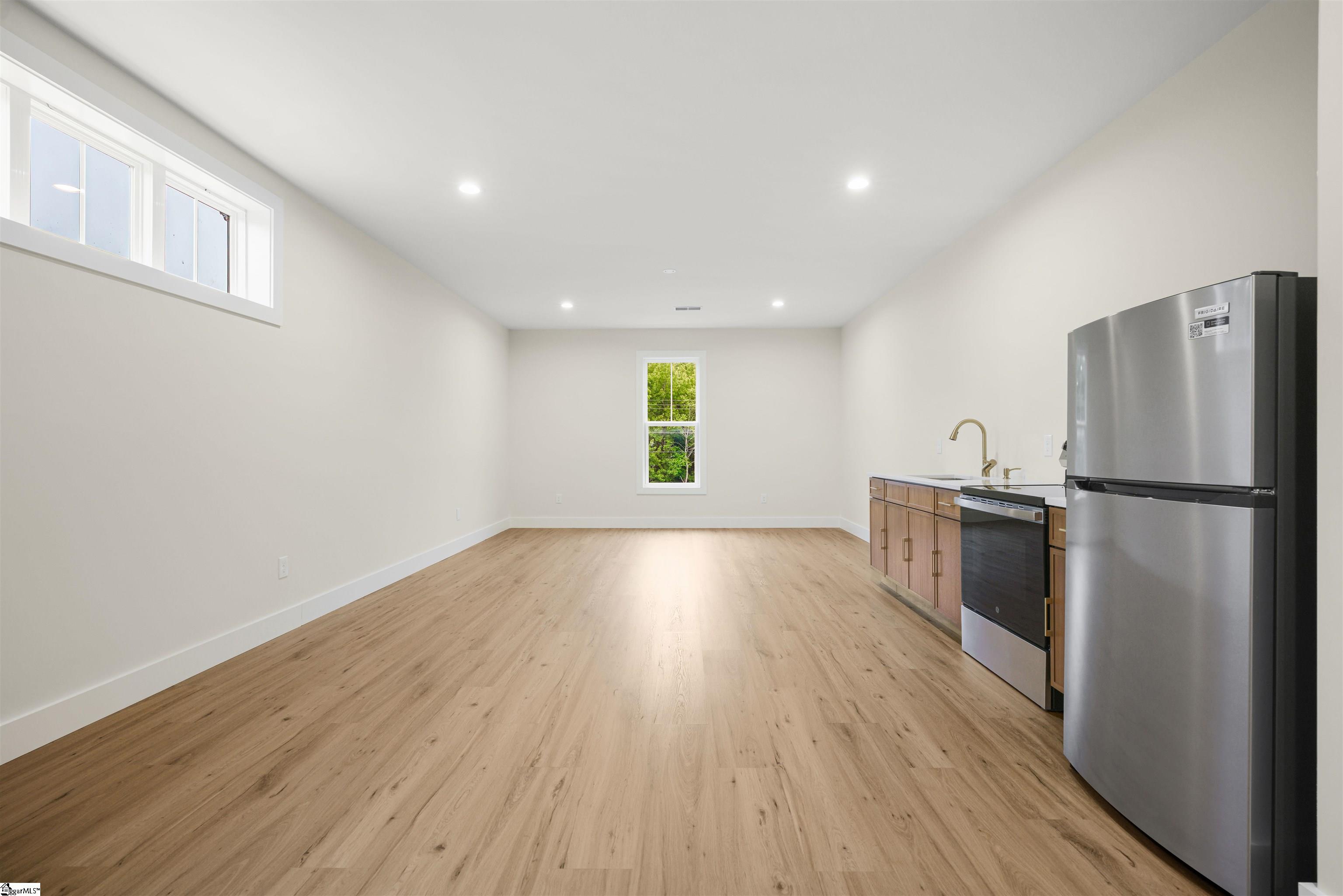 3364 Fairview Road Fountain Inn, SC 29644