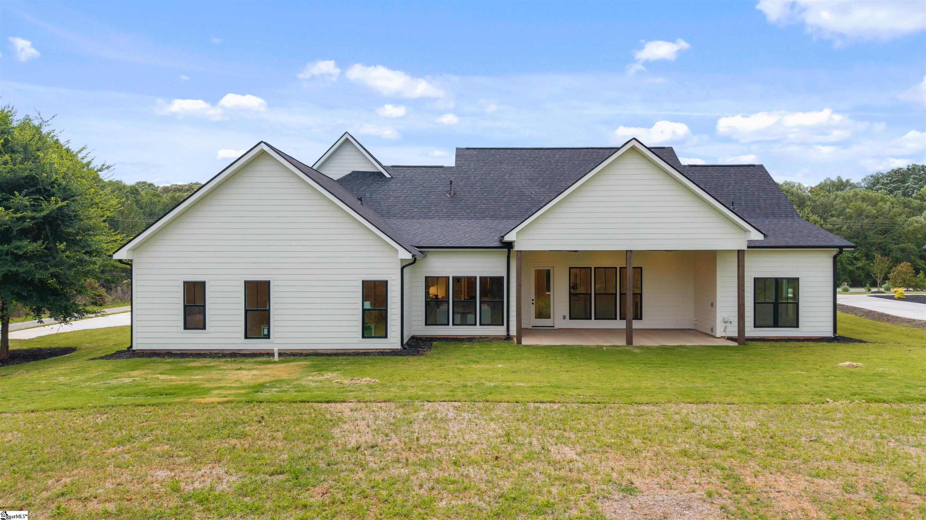 3364 Fairview Road Fountain Inn, SC 29644