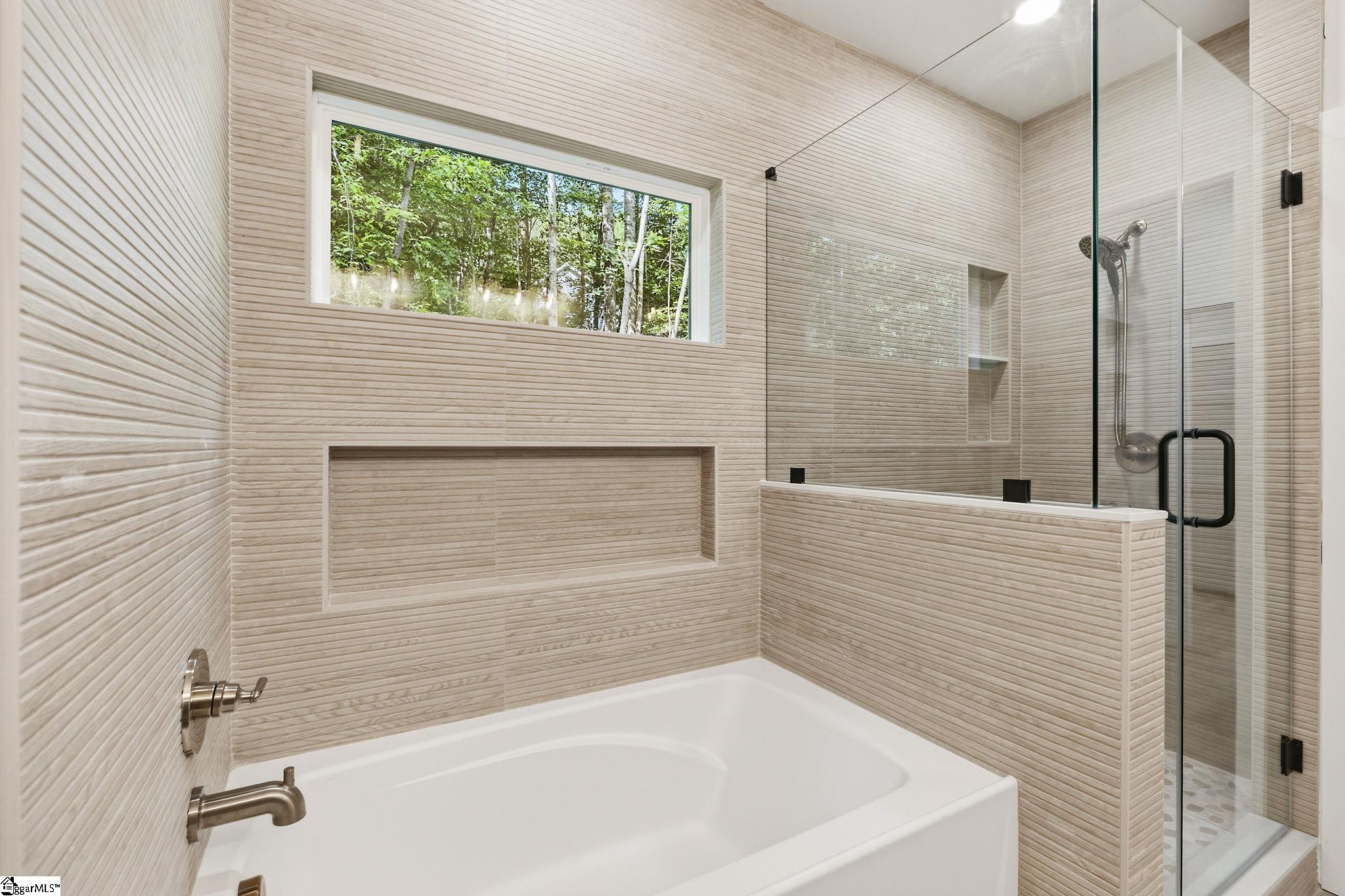 406 Point Road Westminster, SC 29693