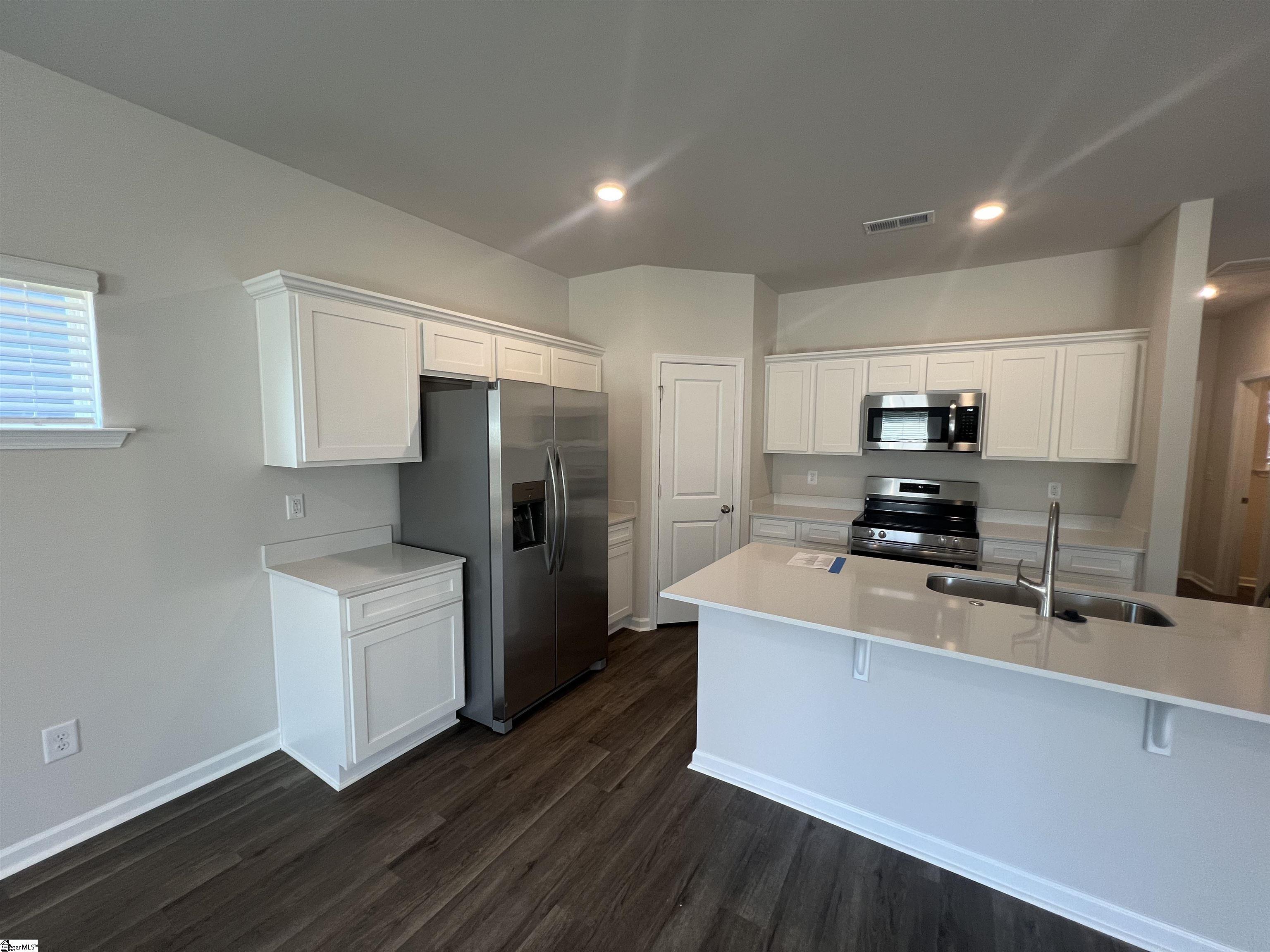 729 Camperdown Way Spartanburg, SC 29301