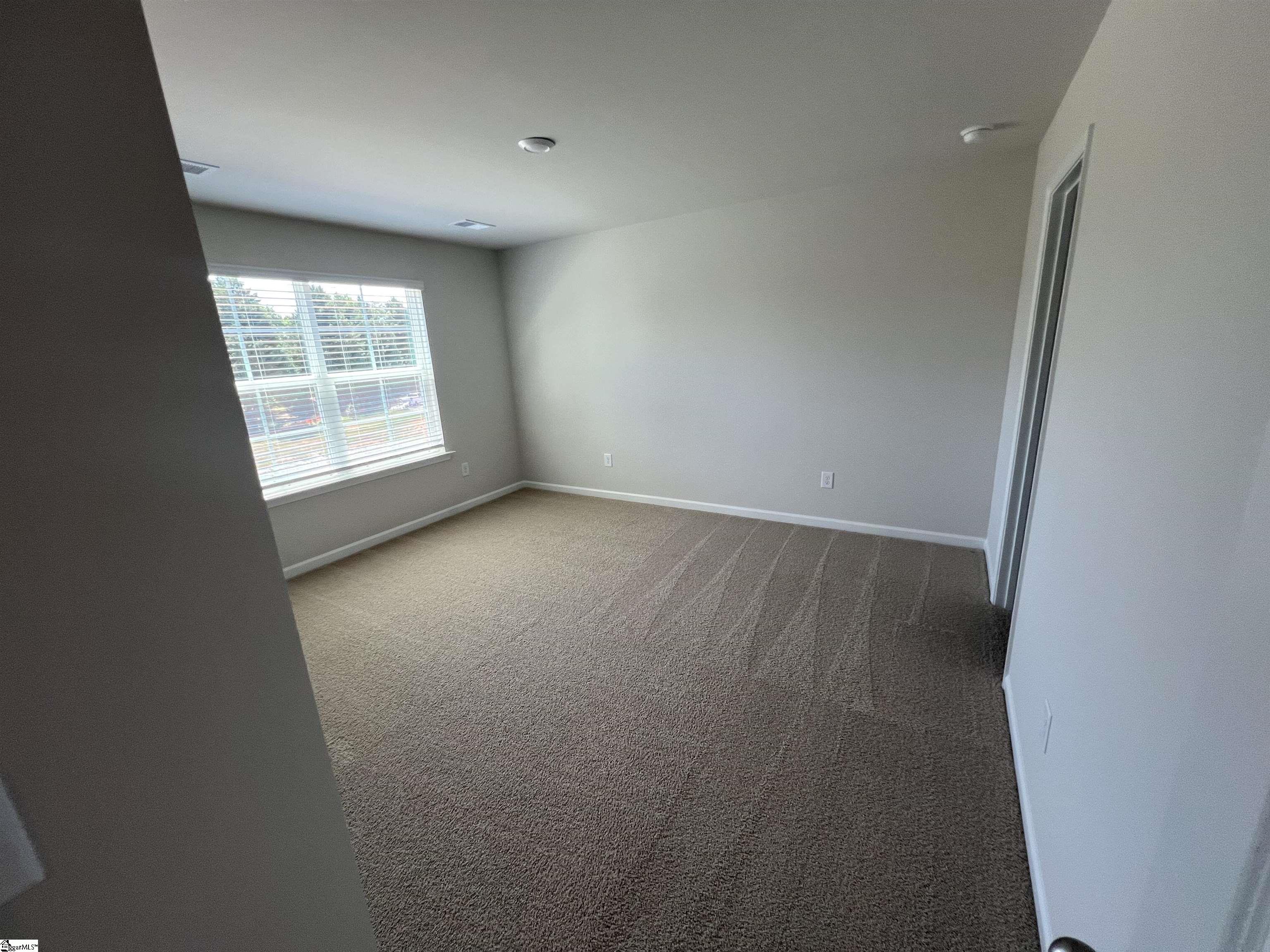 732 Camperdown Way Spartanburg, SC 29301
