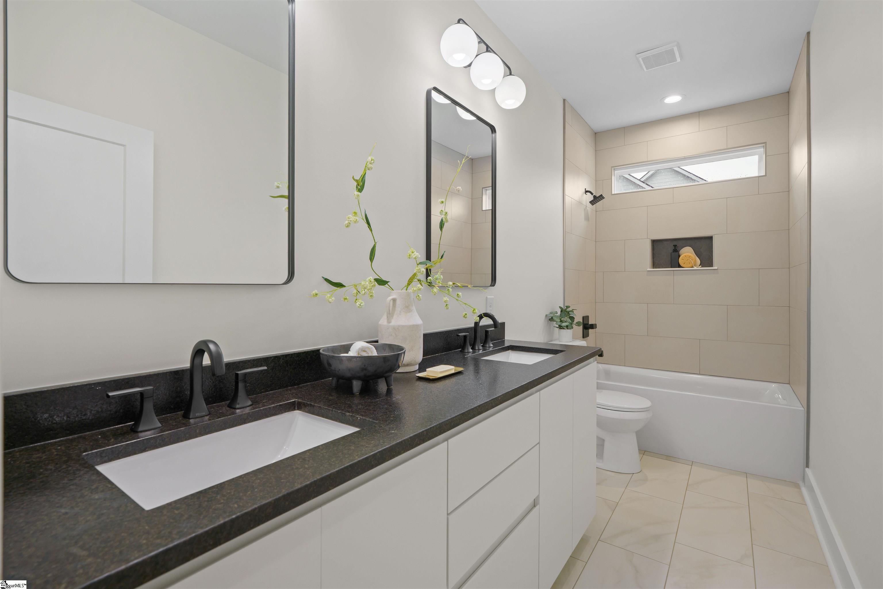 3392 Fairview Road Fountain Inn, SC 29644