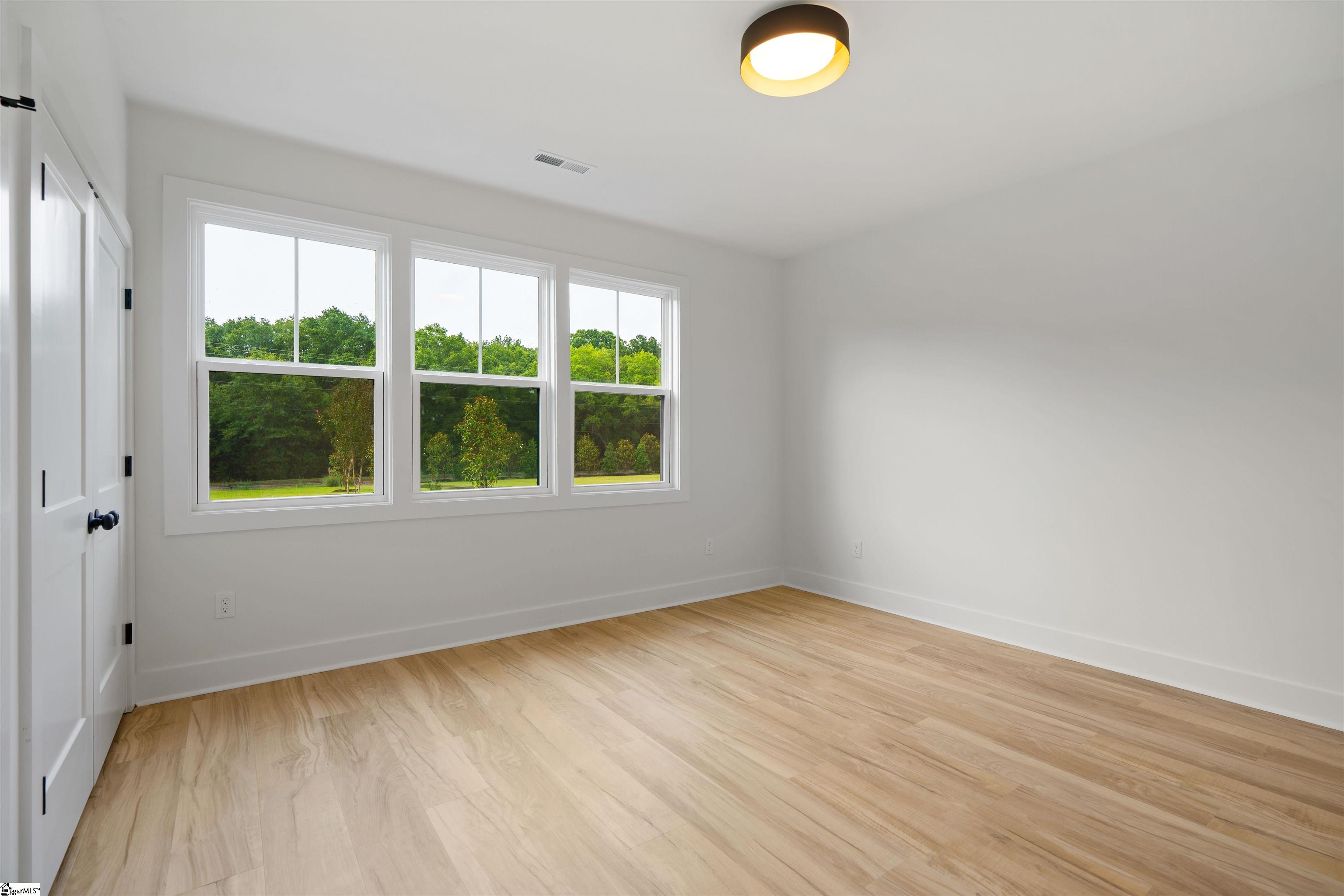 3392 Fairview Road Fountain Inn, SC 29644
