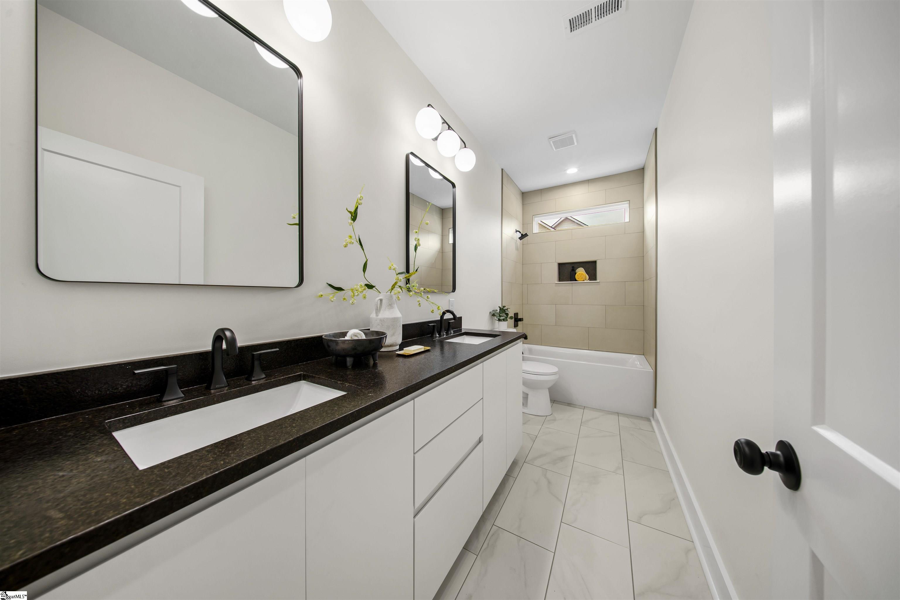 3392 Fairview Road Fountain Inn, SC 29644