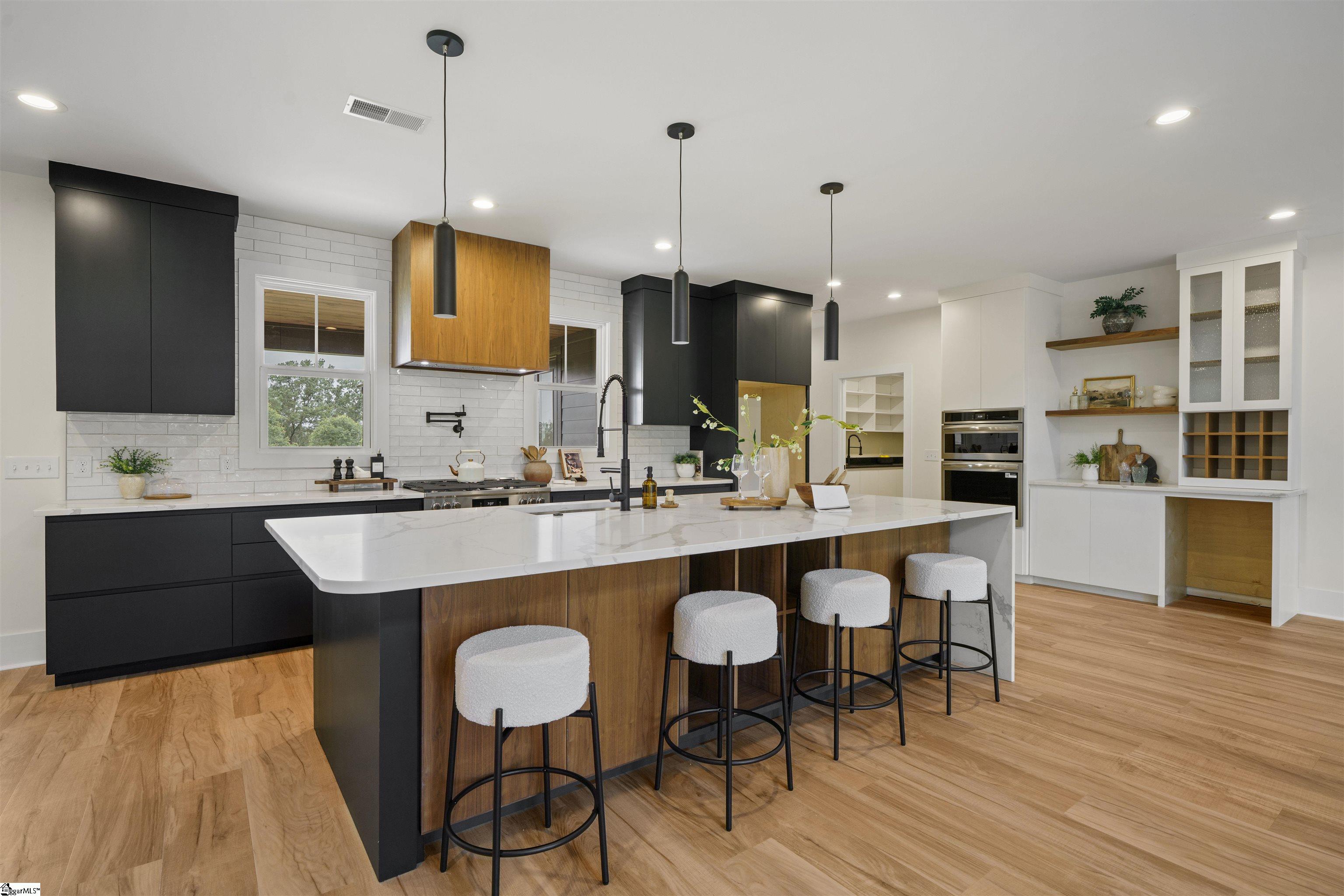 3392 Fairview Road Fountain Inn, SC 29644