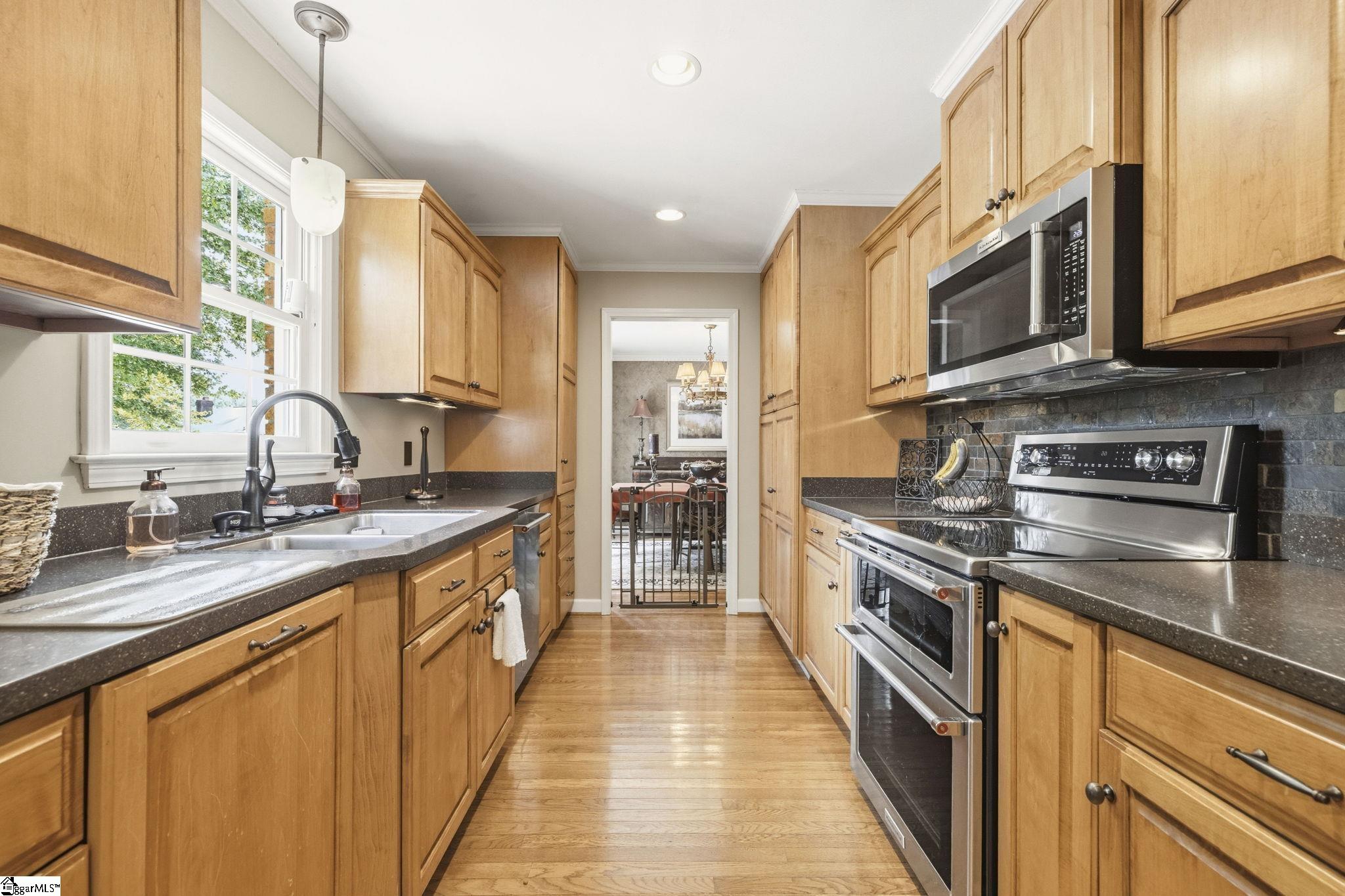 4 Brynhurst Court Greenville, SC 29615