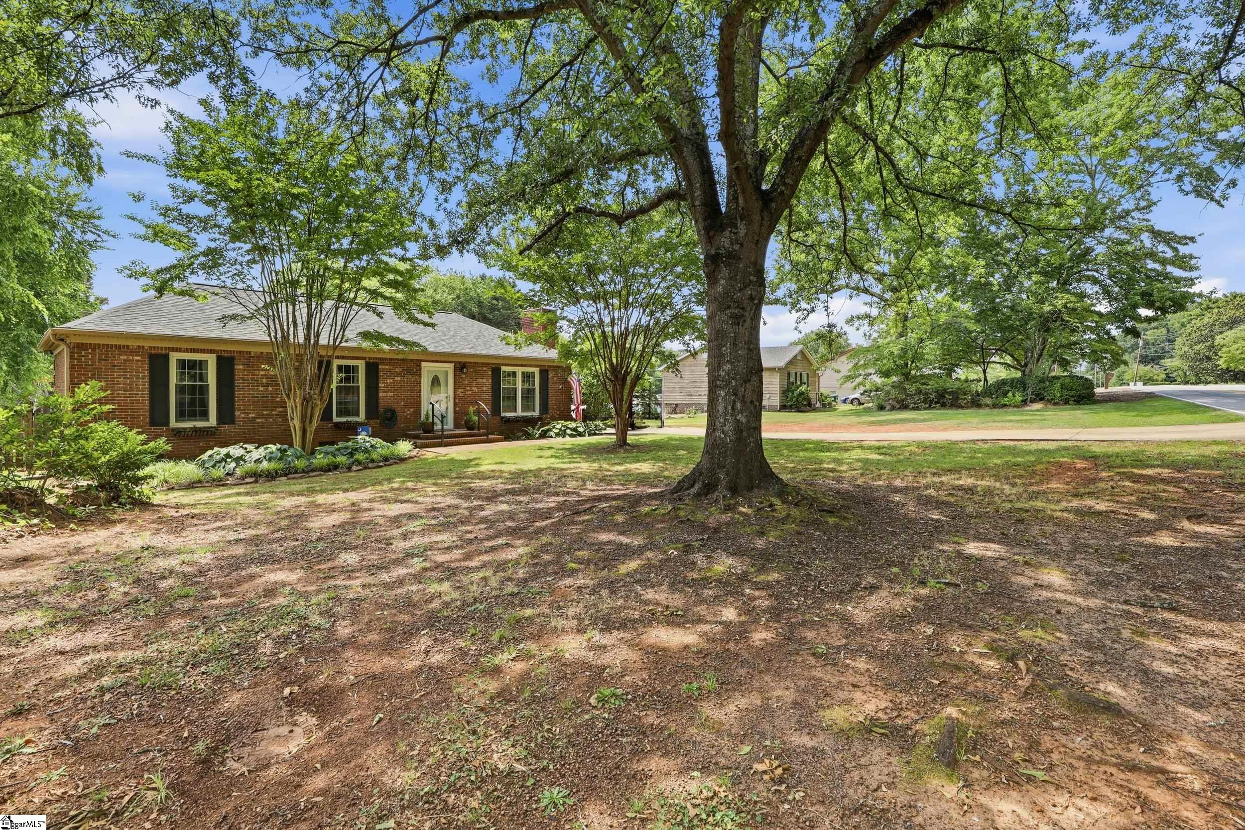 54 Blacks Drive Greenville, SC 29615