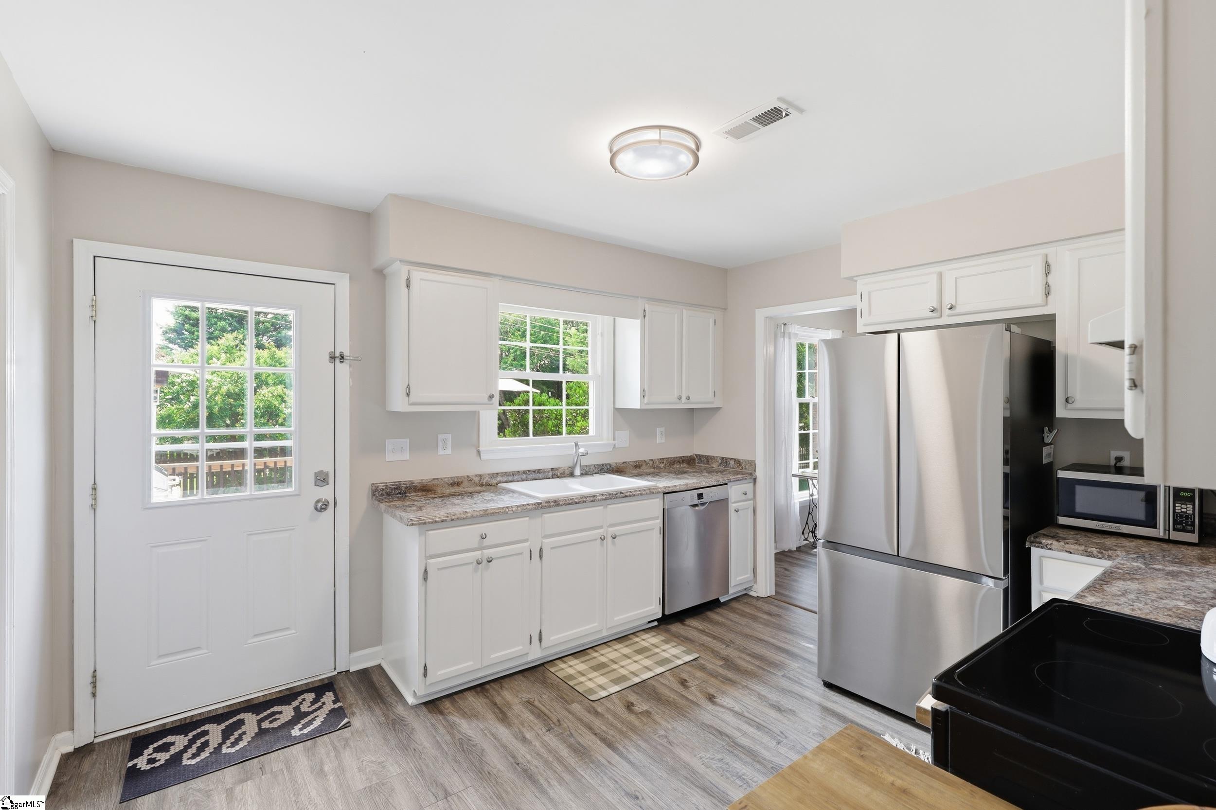 54 Blacks Drive Greenville, SC 29615
