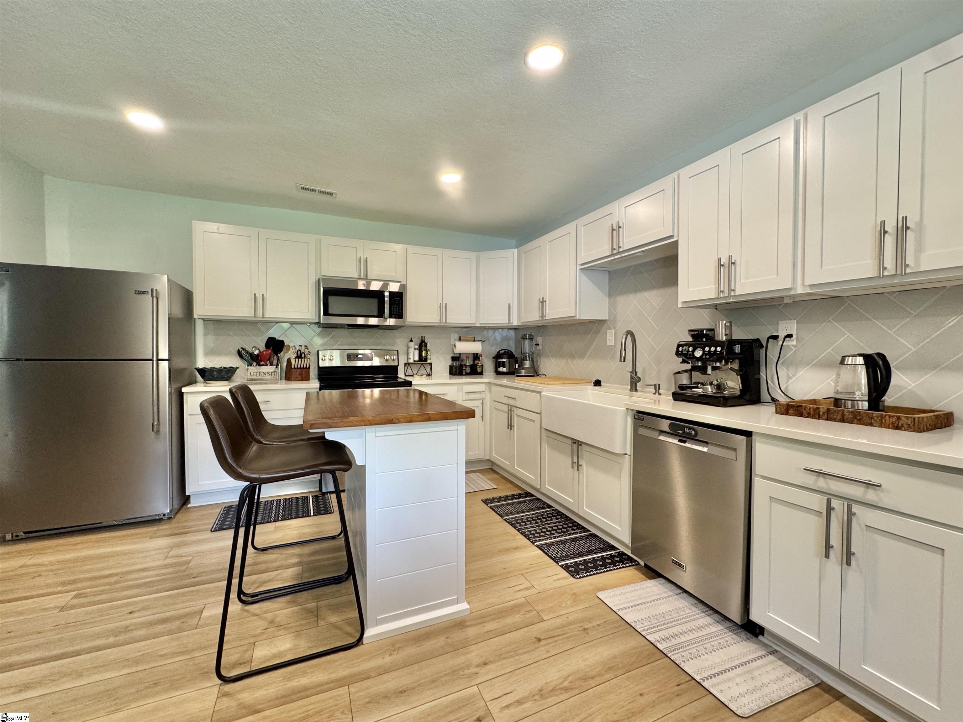 159 Country Creek Drive Pickens, SC 29671