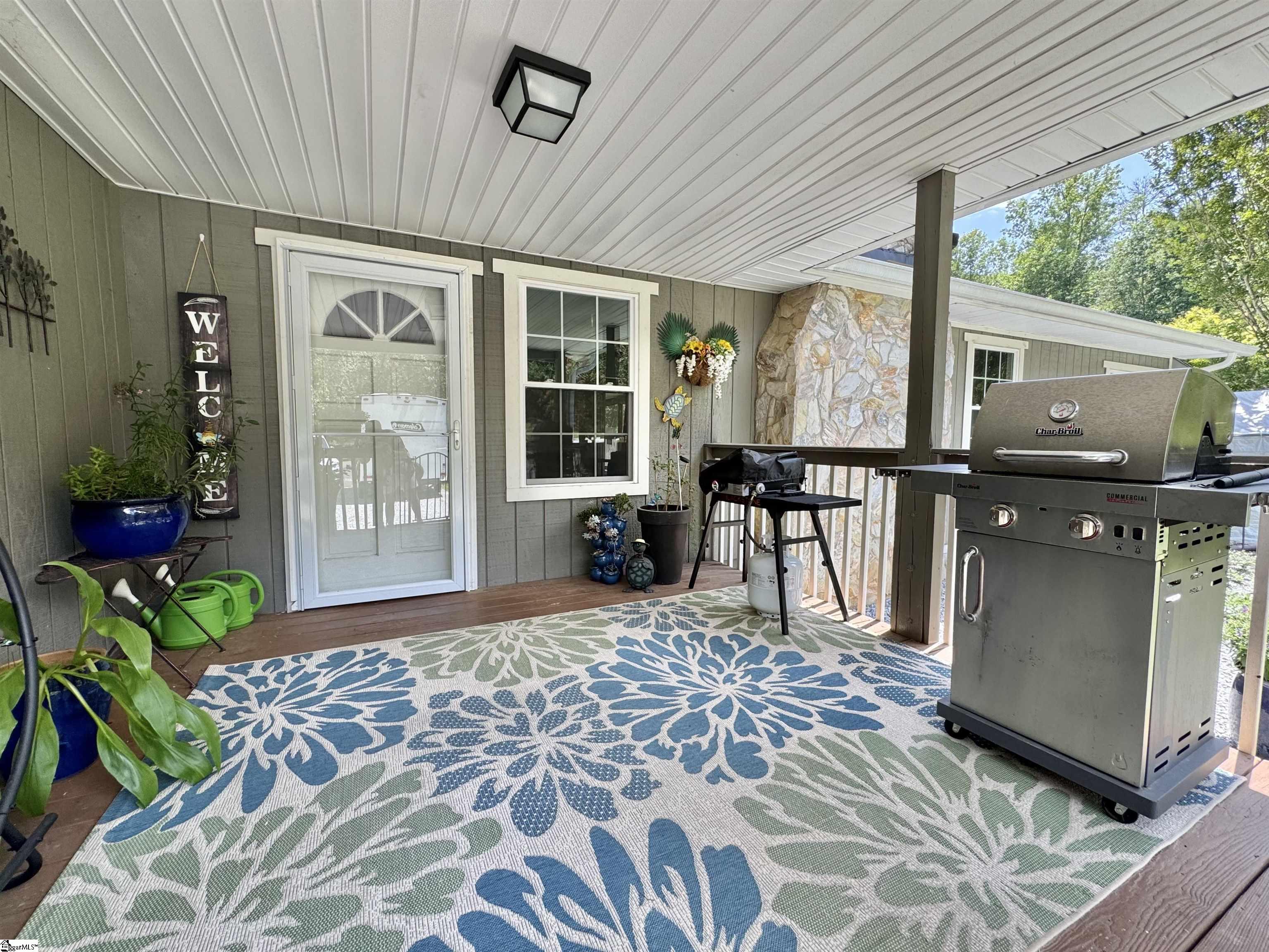 159 Country Creek Drive Pickens, SC 29671