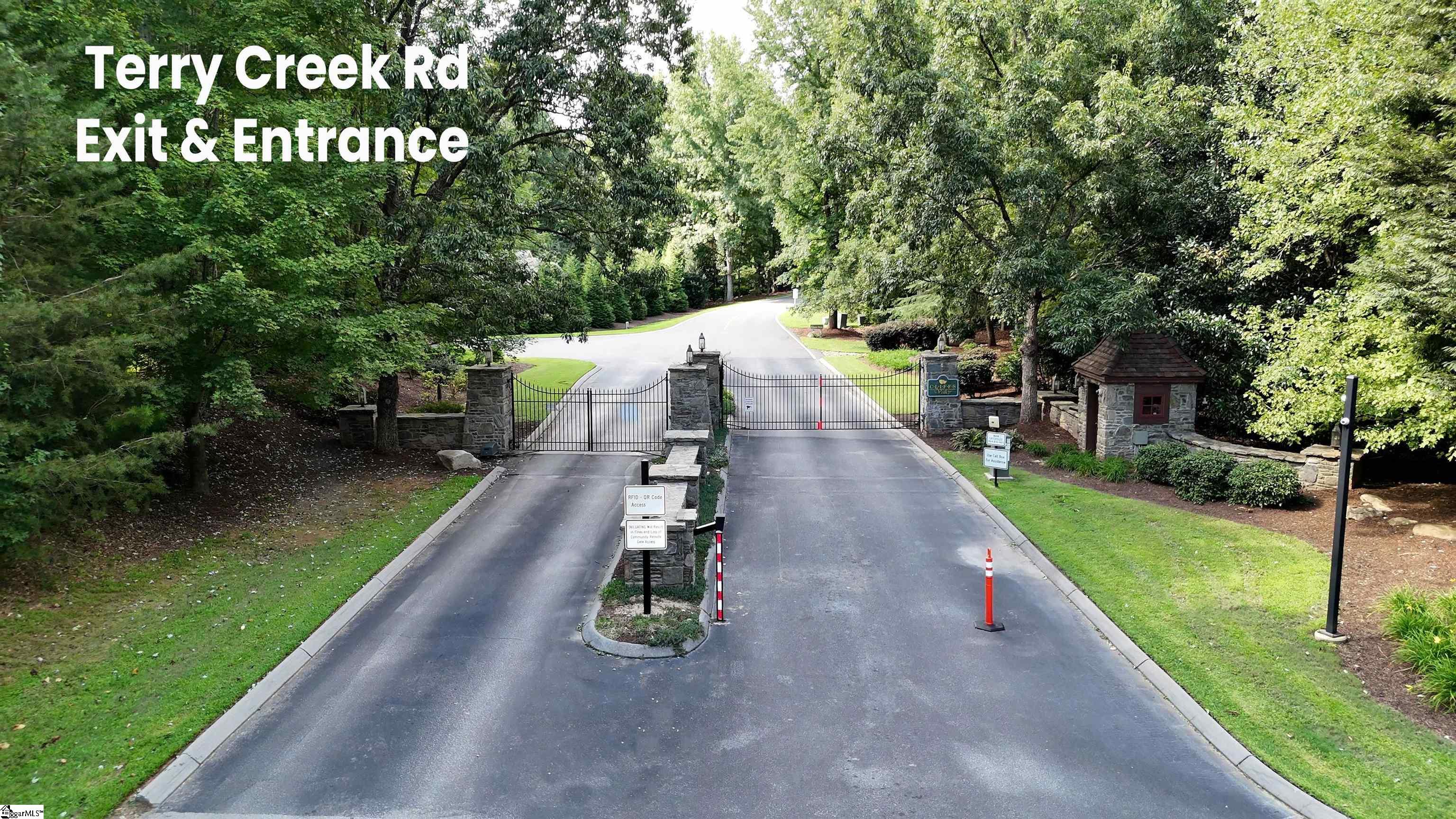 2 Timbers Edge Way Travelers Rest, SC 29690