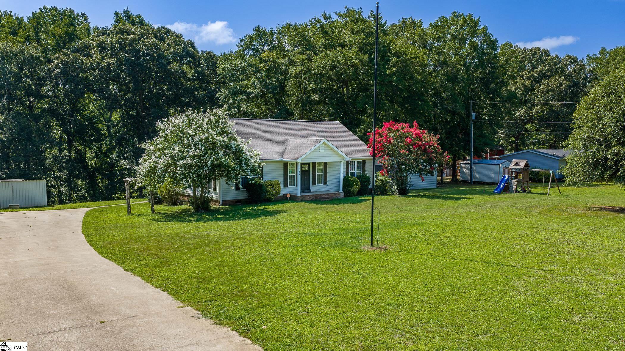 351 Knickerbocker Estate Drive Fountain Inn, SC 29644