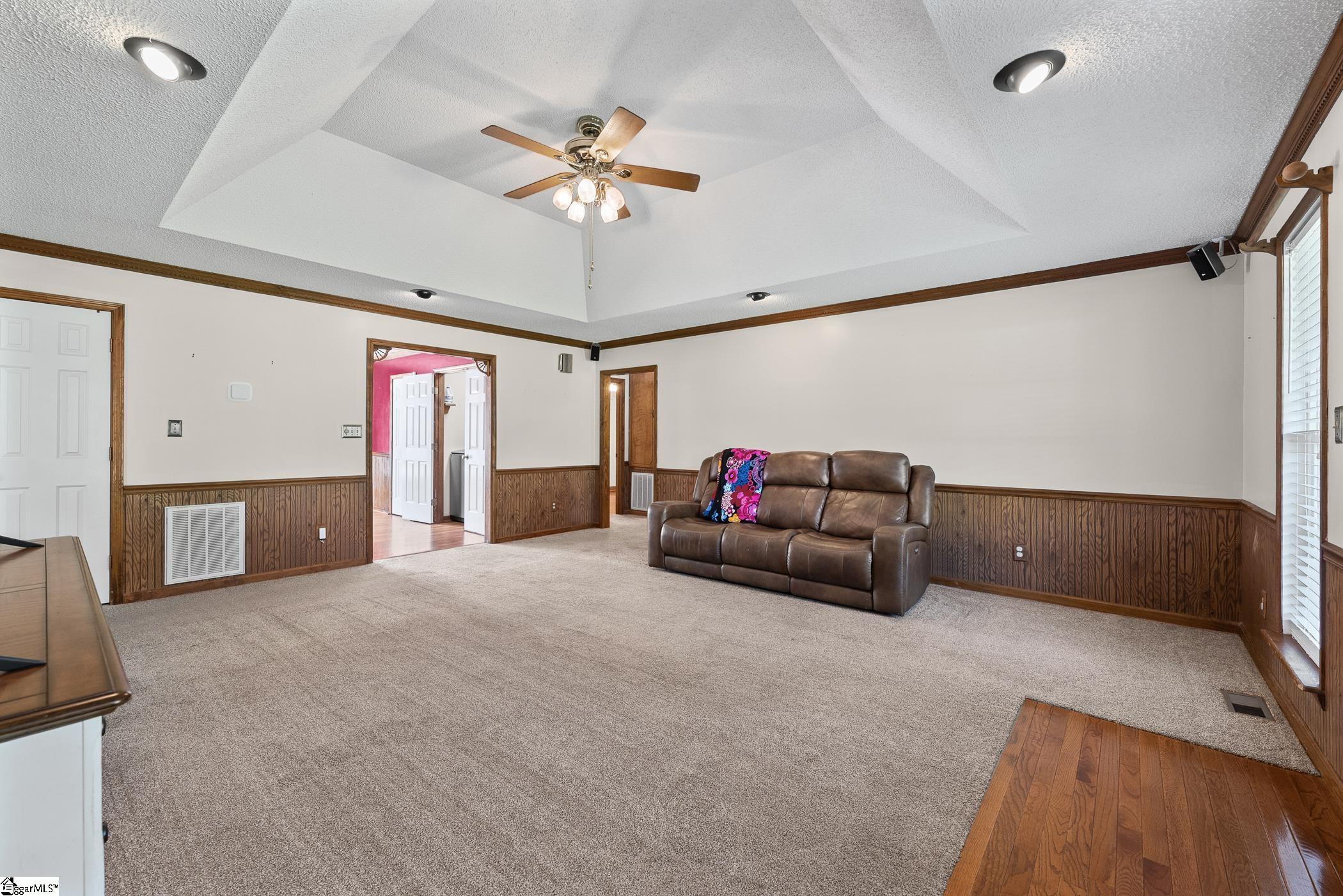 351 Knickerbocker Estate Drive Fountain Inn, SC 29644