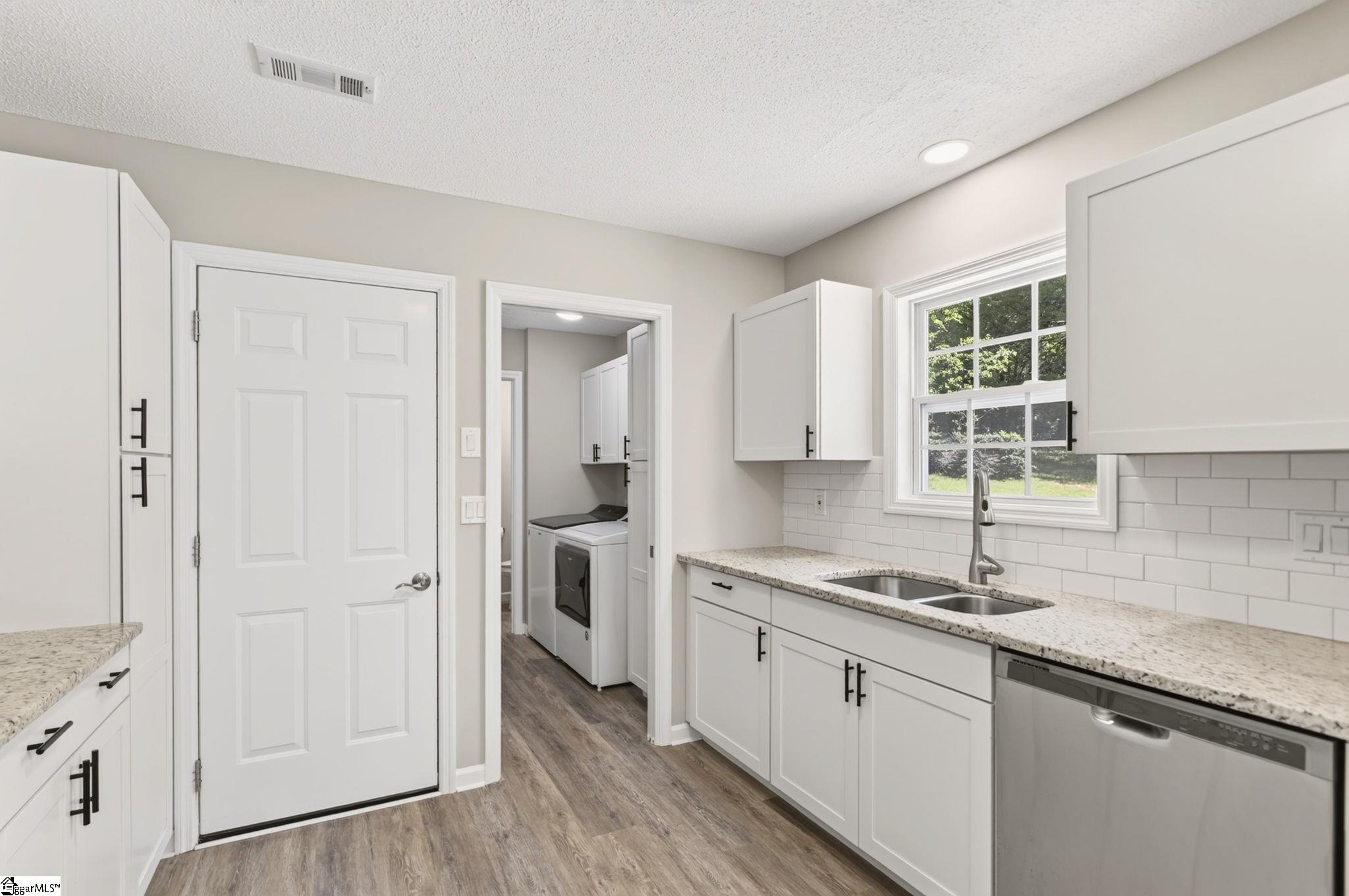 515 Hartwell Drive Seneca, SC 29672
