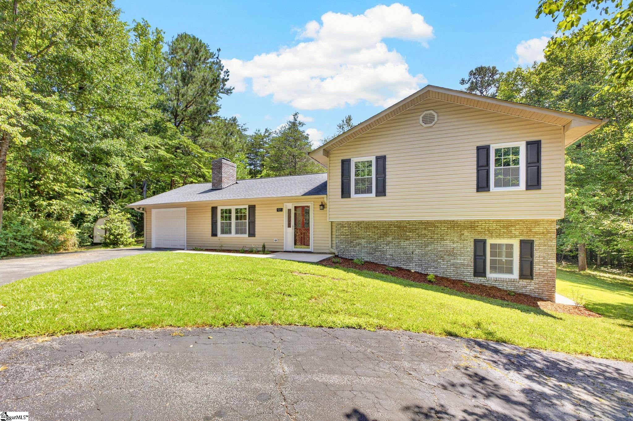 515 Hartwell Drive Seneca, SC 29672
