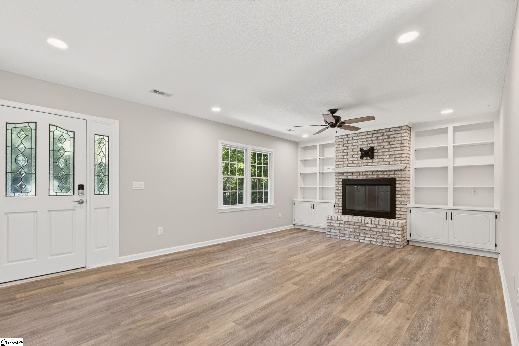 515 Hartwell Drive Seneca, SC 29672