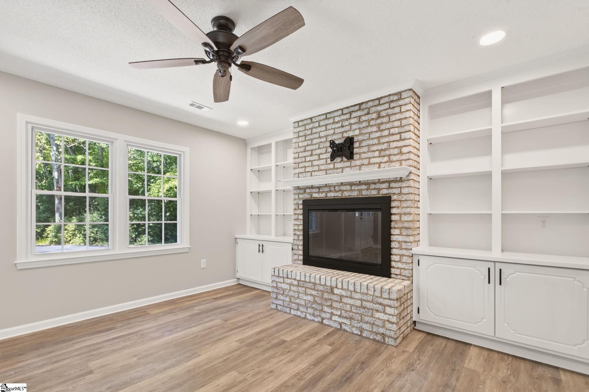 515 Hartwell Drive Seneca, SC 29672