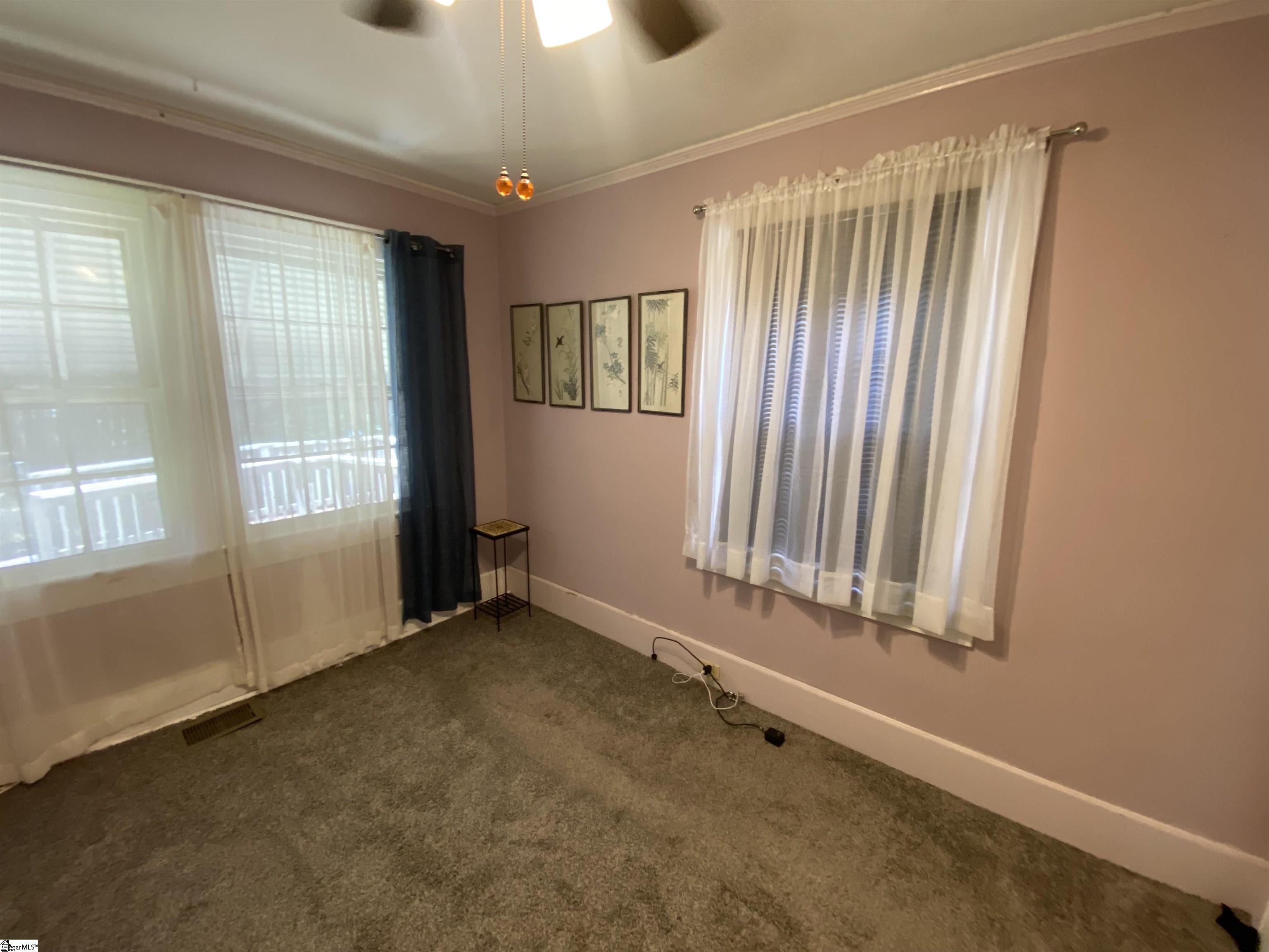 302 Jones Street Laurens, SC 29360