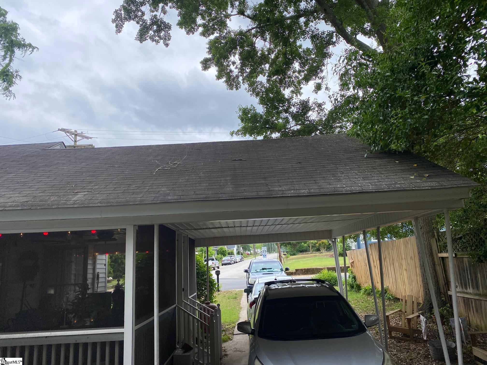 302 Jones Street Laurens, SC 29360