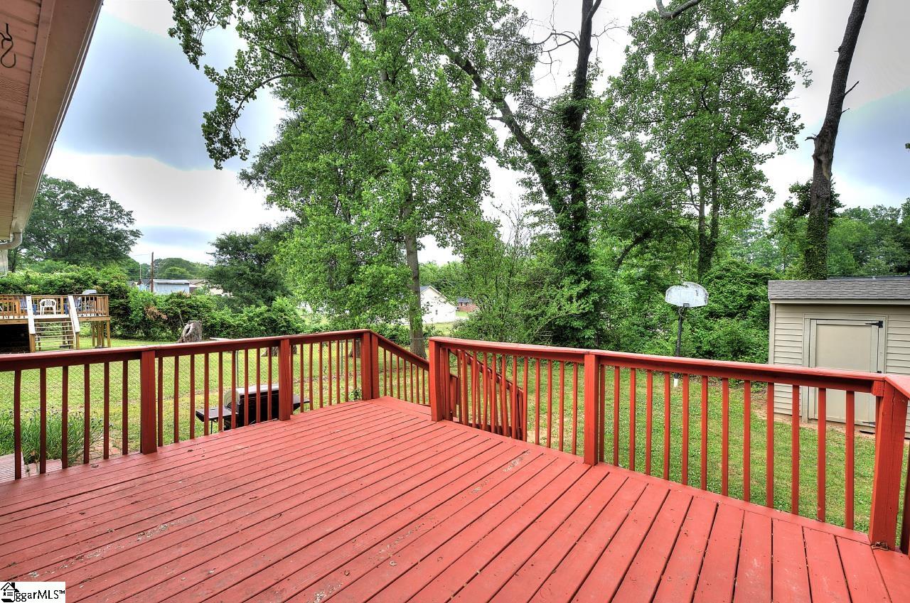 216 Pinefield Drive Greenville, SC 29605