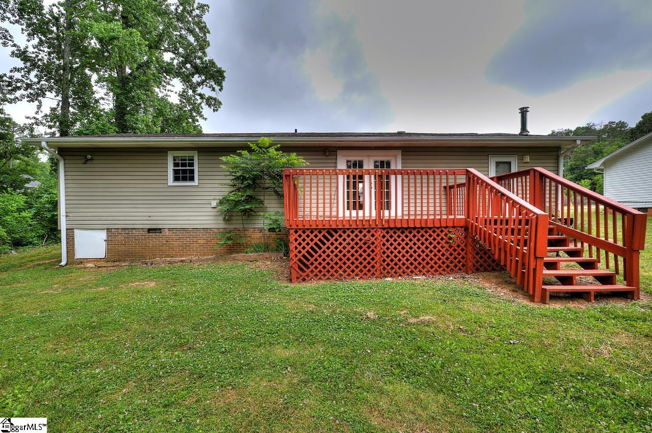 216 Pinefield Drive Greenville, SC 29605
