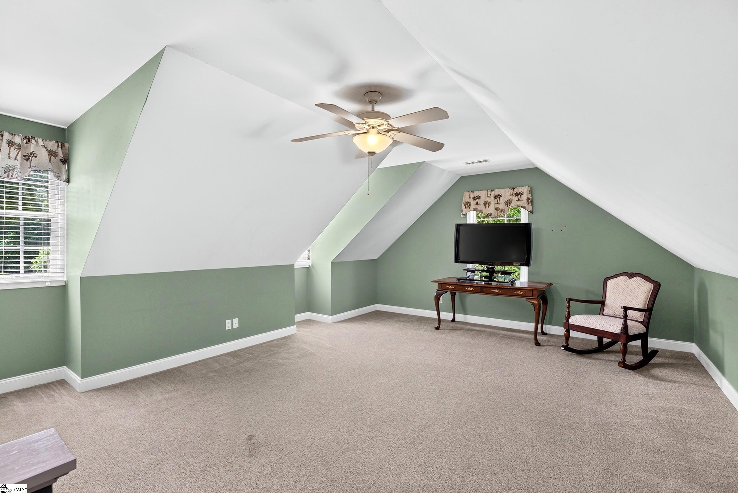 468 S Oakley Lane Spartanburg, SC 29301