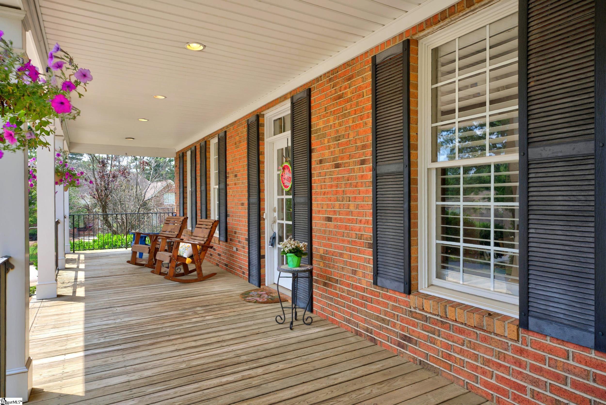 468 S Oakley Lane Spartanburg, SC 29301
